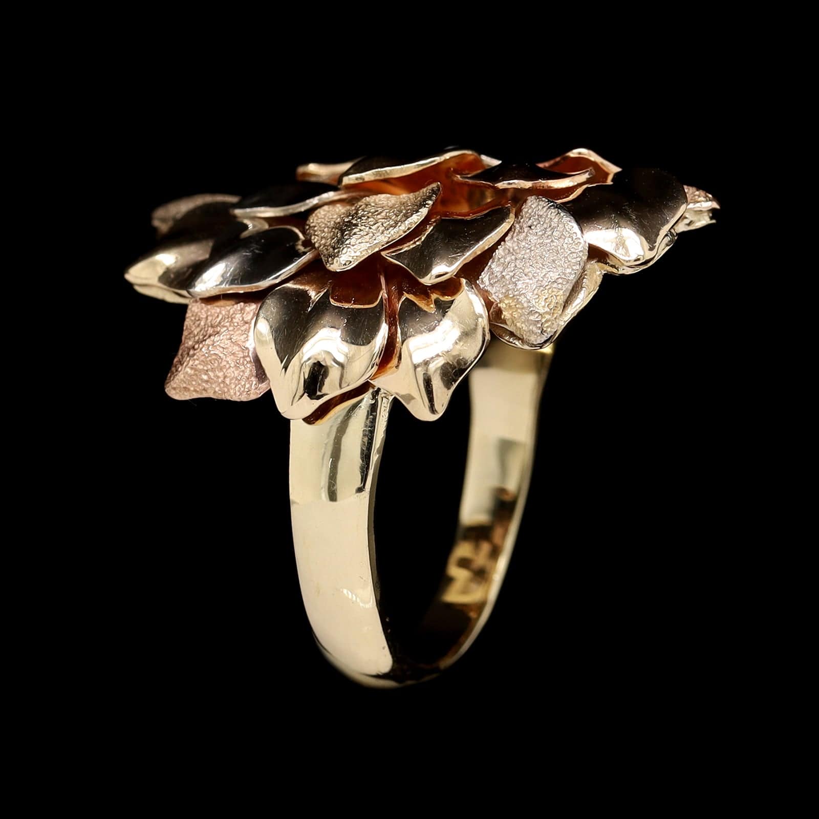 14K Tricolor Gold Estate Leaf Ring - Image 2