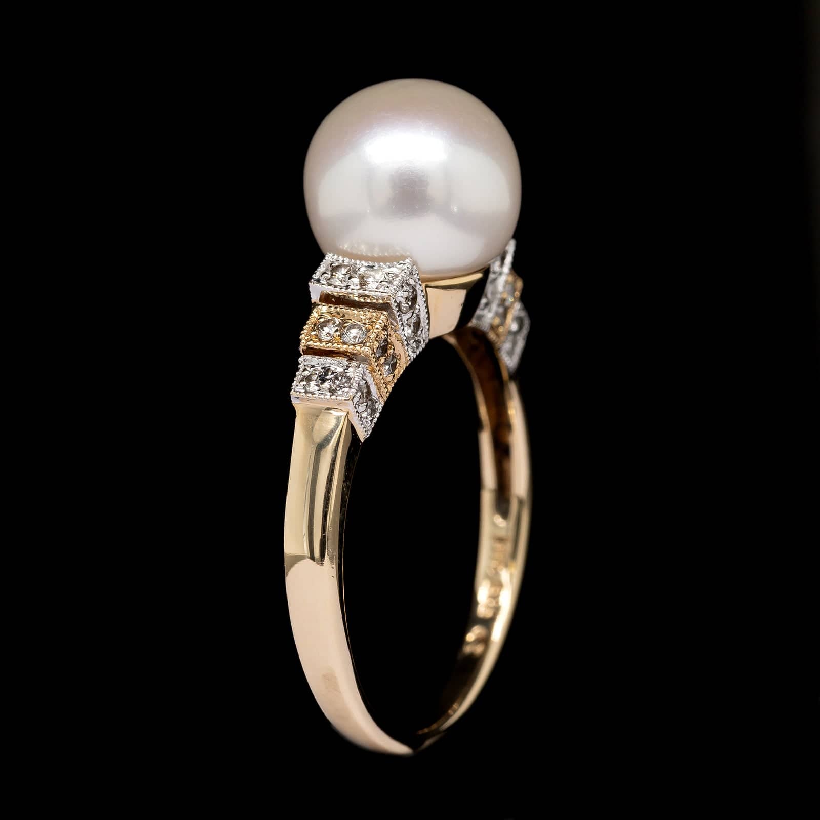 14K Two-tone Gold Estate Cultured Pearl and Diamond Ring - Image 2