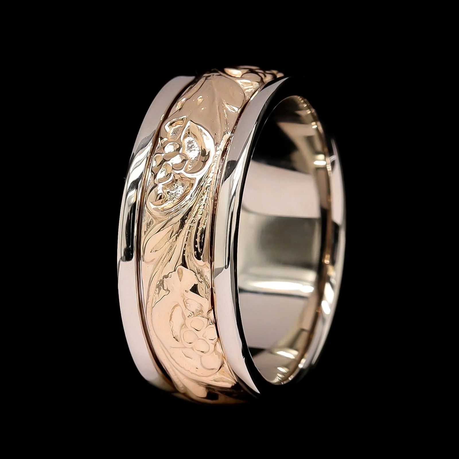 14K Two-tone Gold Estate Floral Band - Image 2