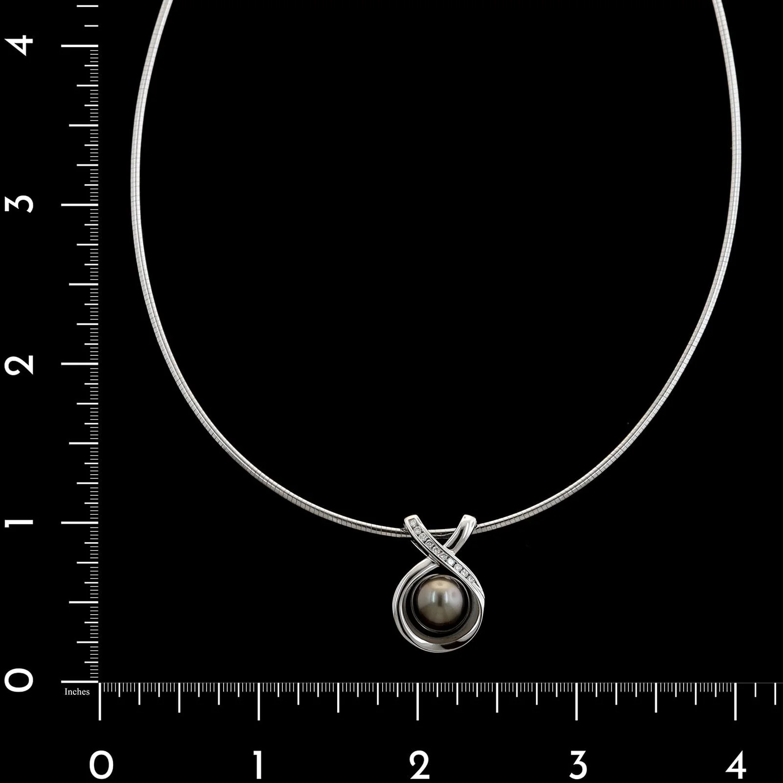 14K White Gold estate Cultured Tahitian Pearl and Diamond Necklace - Image 4