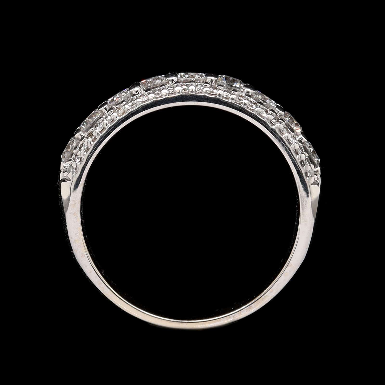14K White Gold Estate Diamond Band - Image 3