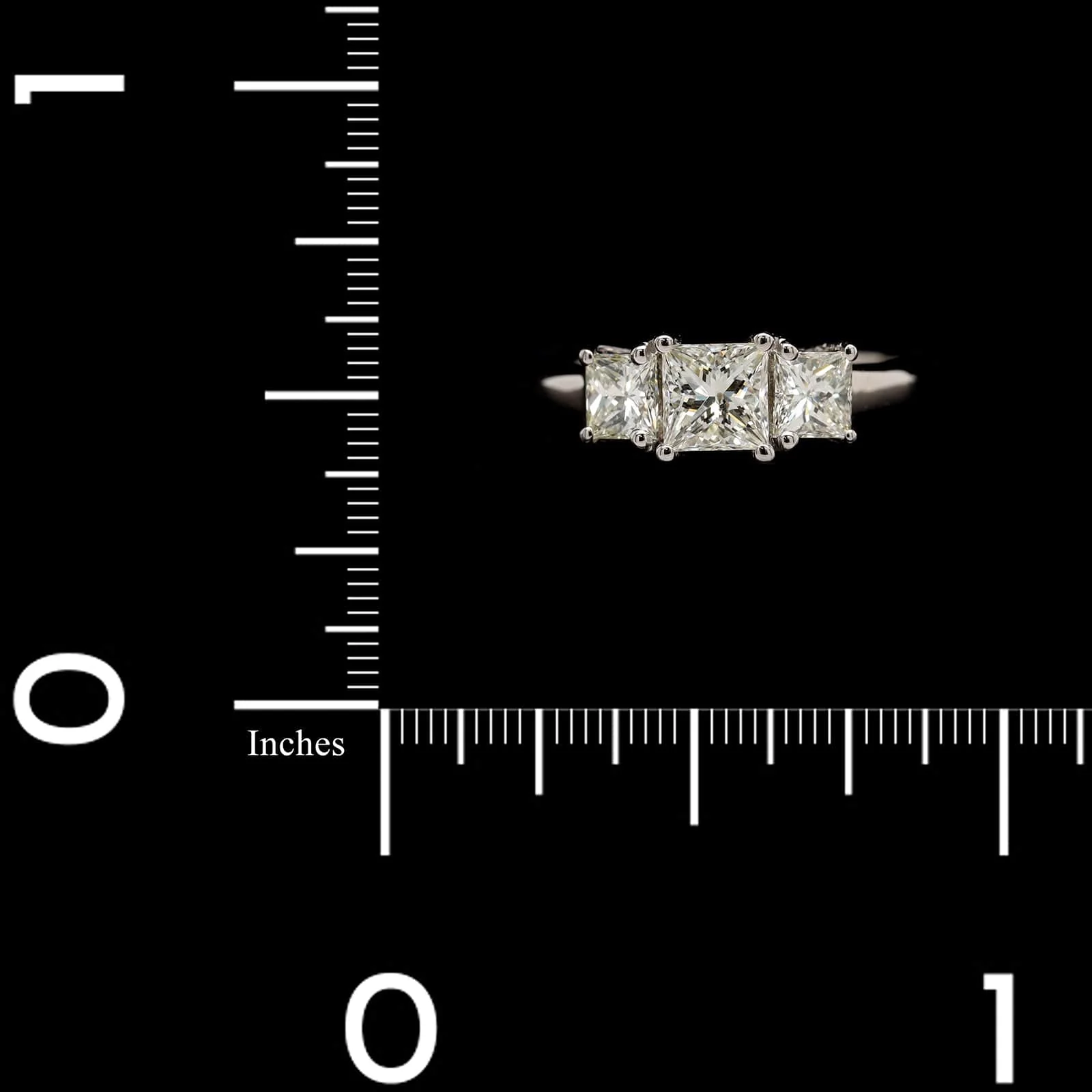 14K White Gold Estate Three Stone Diamond Engagement Ring - Image 4