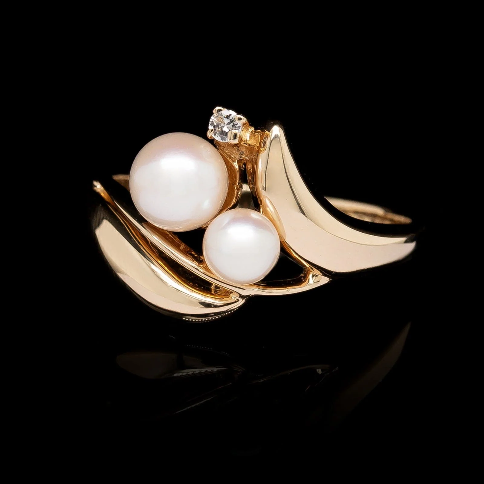 14K Yellow Gold Estate Cultured Pearl and Diamond Ring