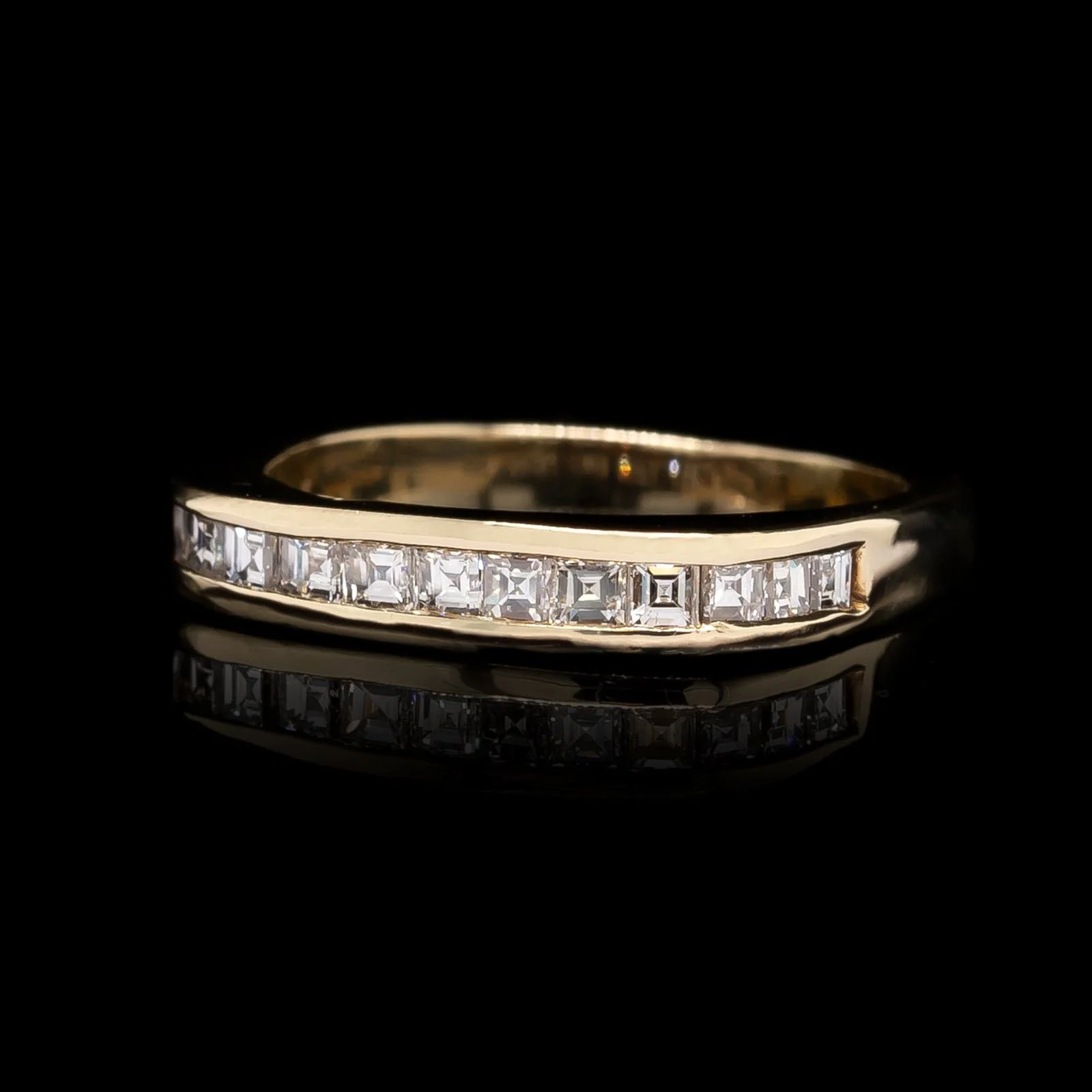 14K Yellow Gold Estate Diamond Band