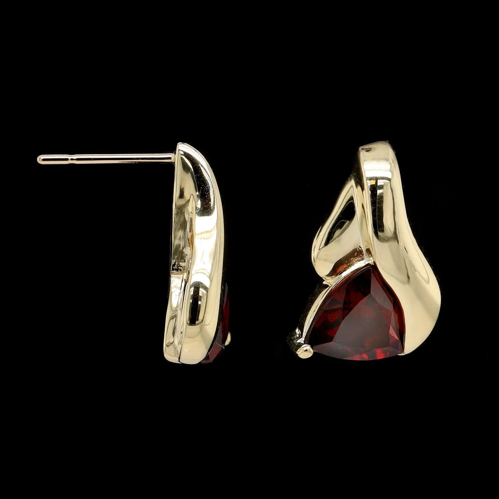 14K Yellow Gold Estate Garnet Earrings