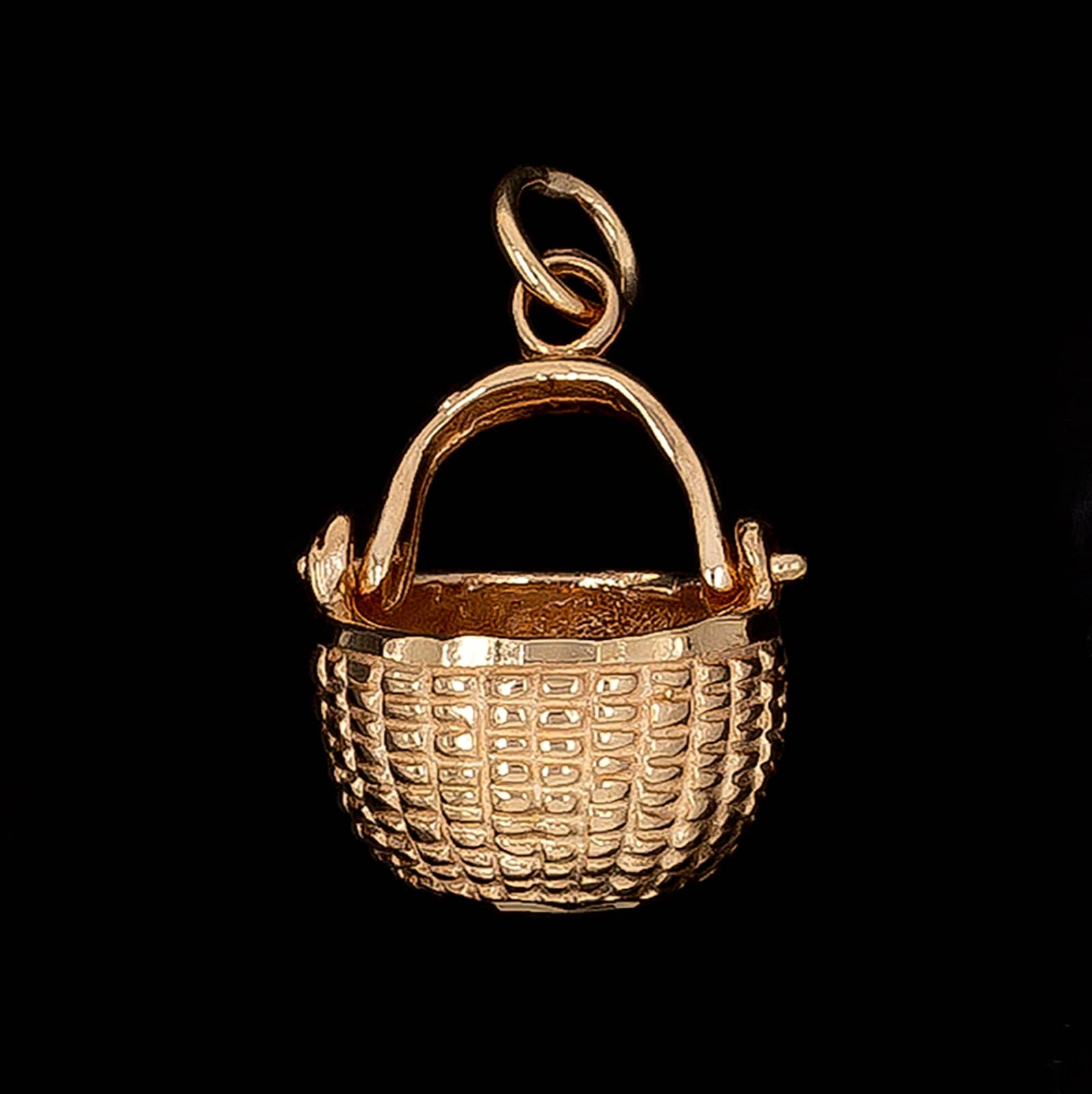 14K Yellow Gold Estate Nantucket Basket Charm