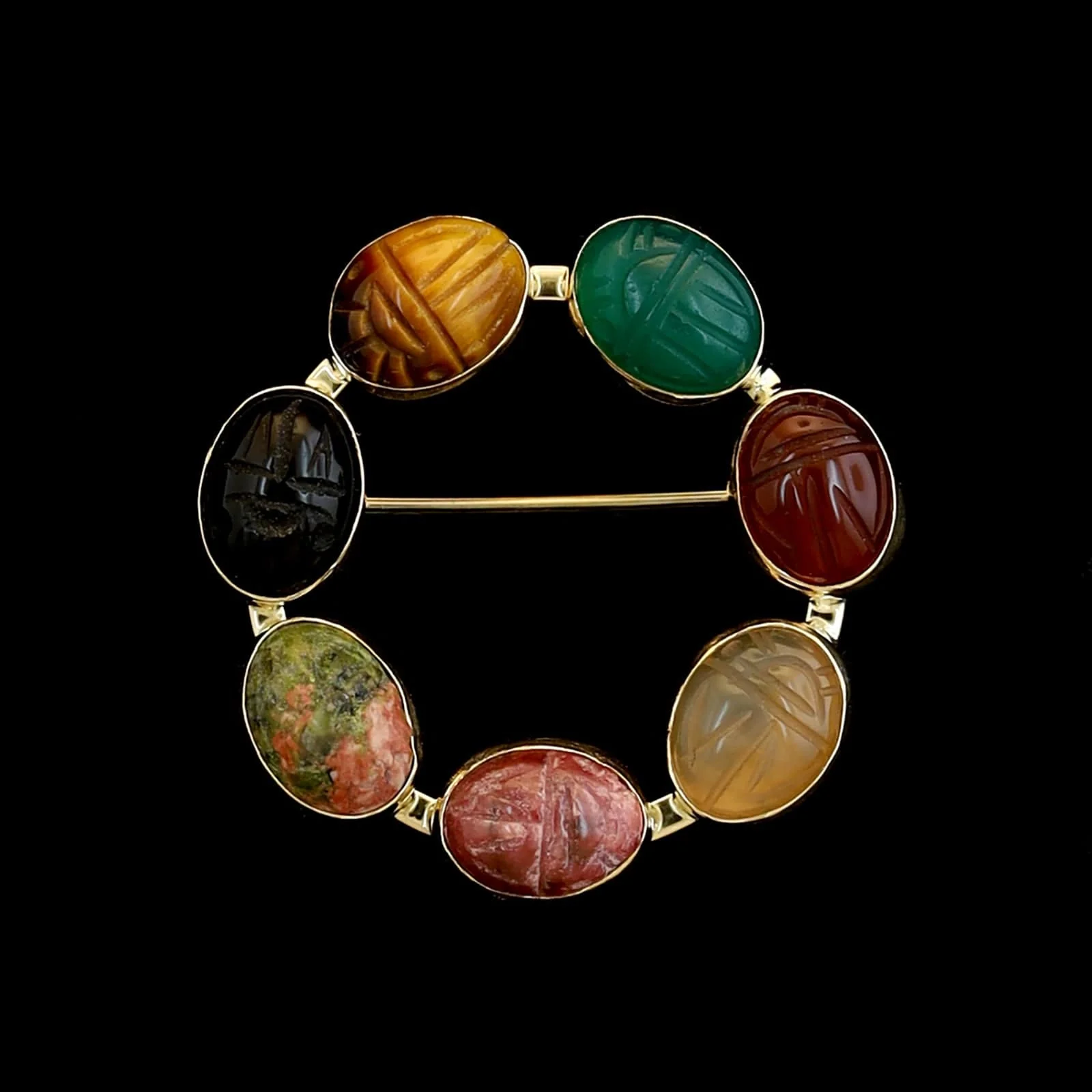 14K Yellow Gold Estate Scarab Circle Pin