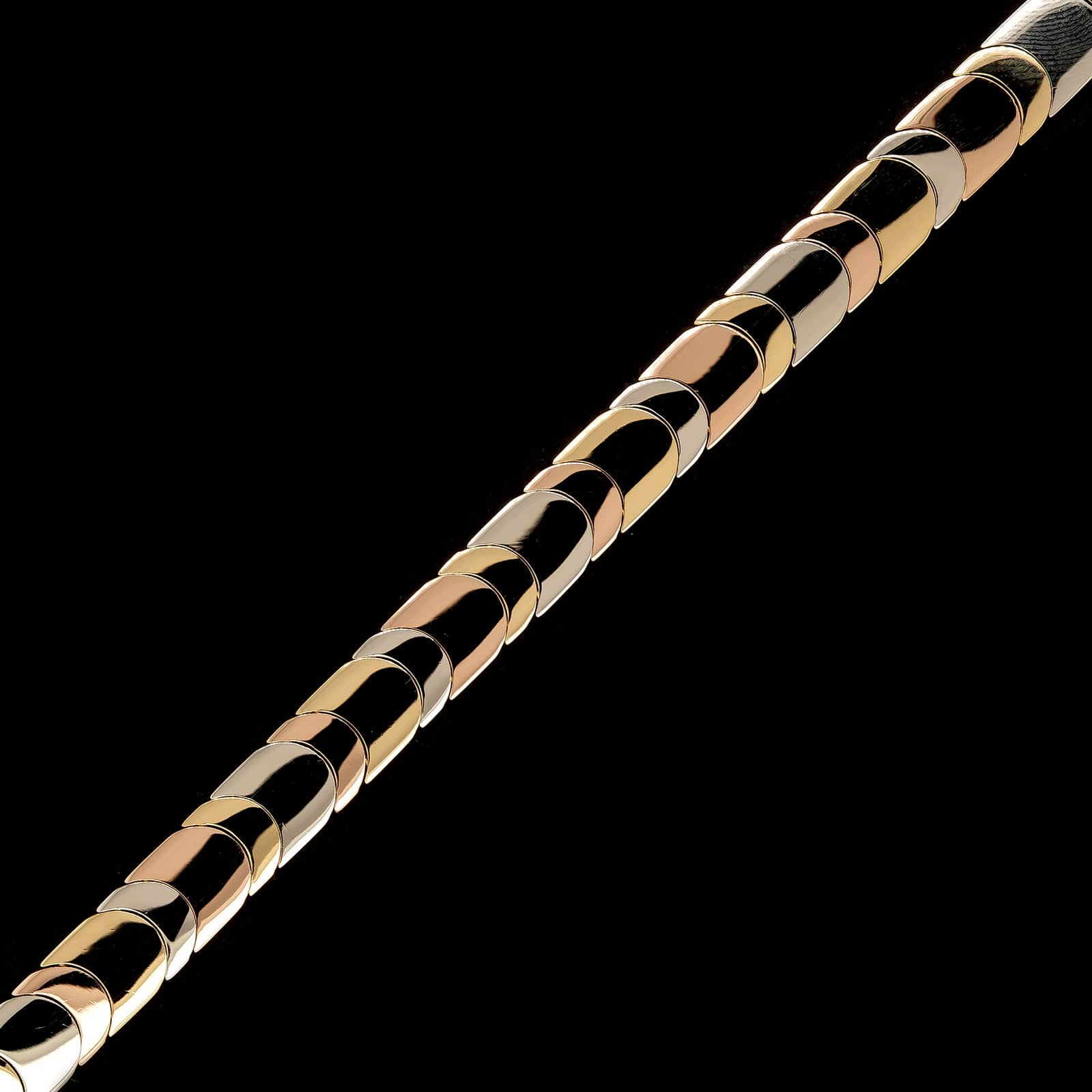 18K Tricolor Gold Estate Fancy Link Bracelet - Image 2