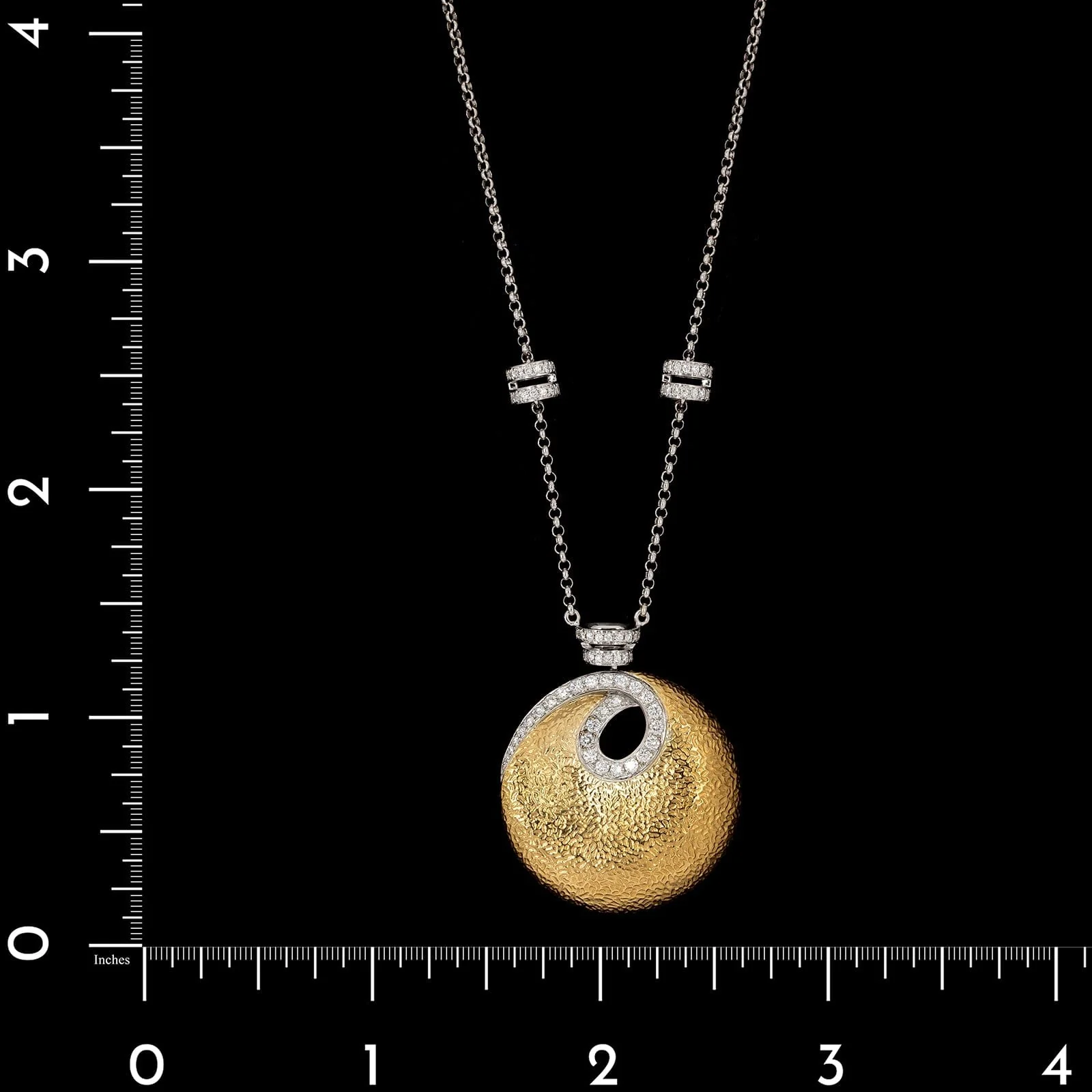 18K Two-tone Gold Estate Diamond Circle Pendant Necklace - Image 4