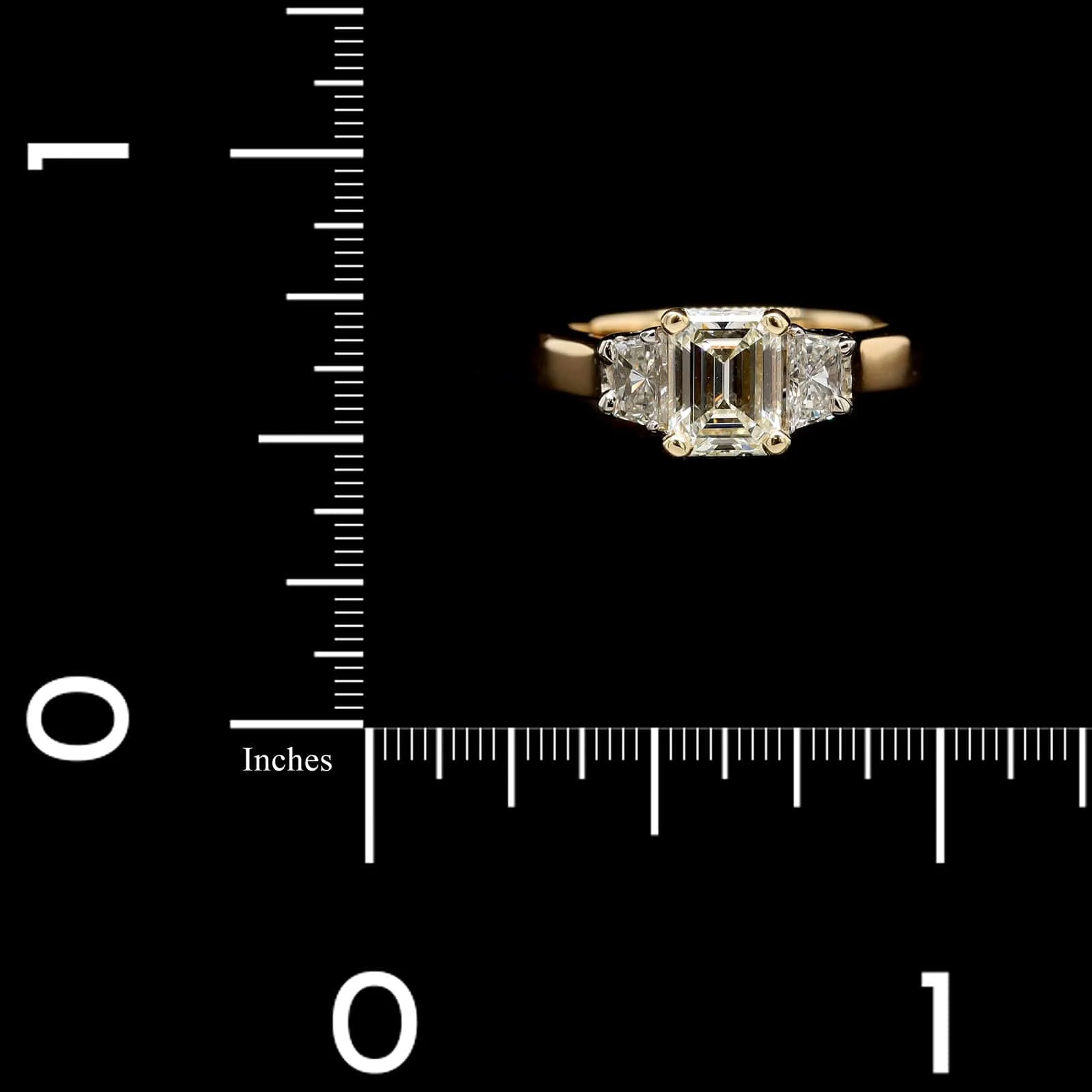 18K Two-tone Gold Estate Three Stone Diamond Engagement Ring - Image 4