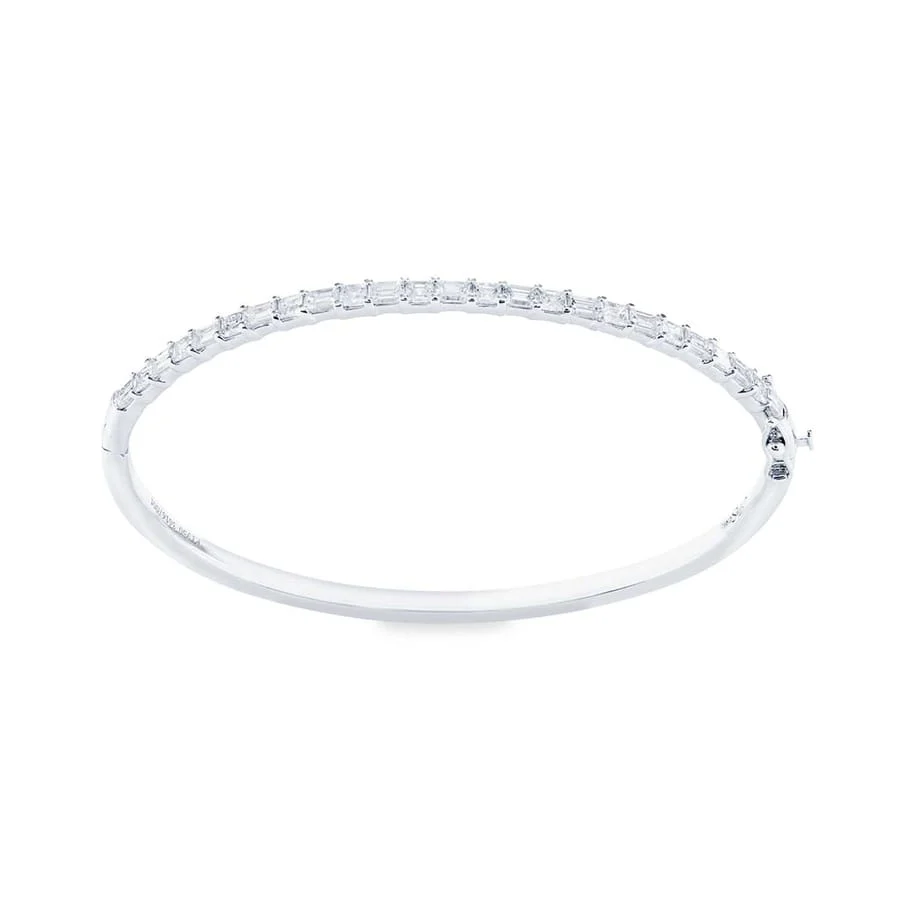 18K White Gold Emerald-Cut Diamond Bangle Bracelet - Image 2