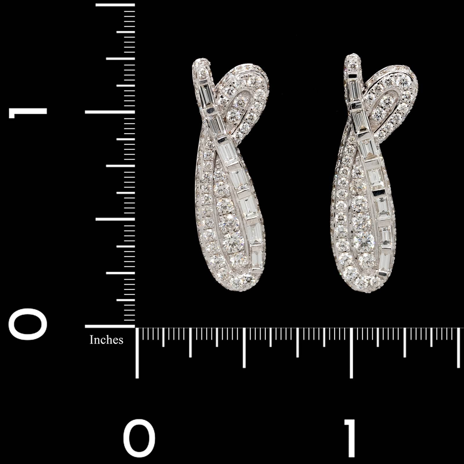 18K White Gold Estate Diamond Earrings - Image 2