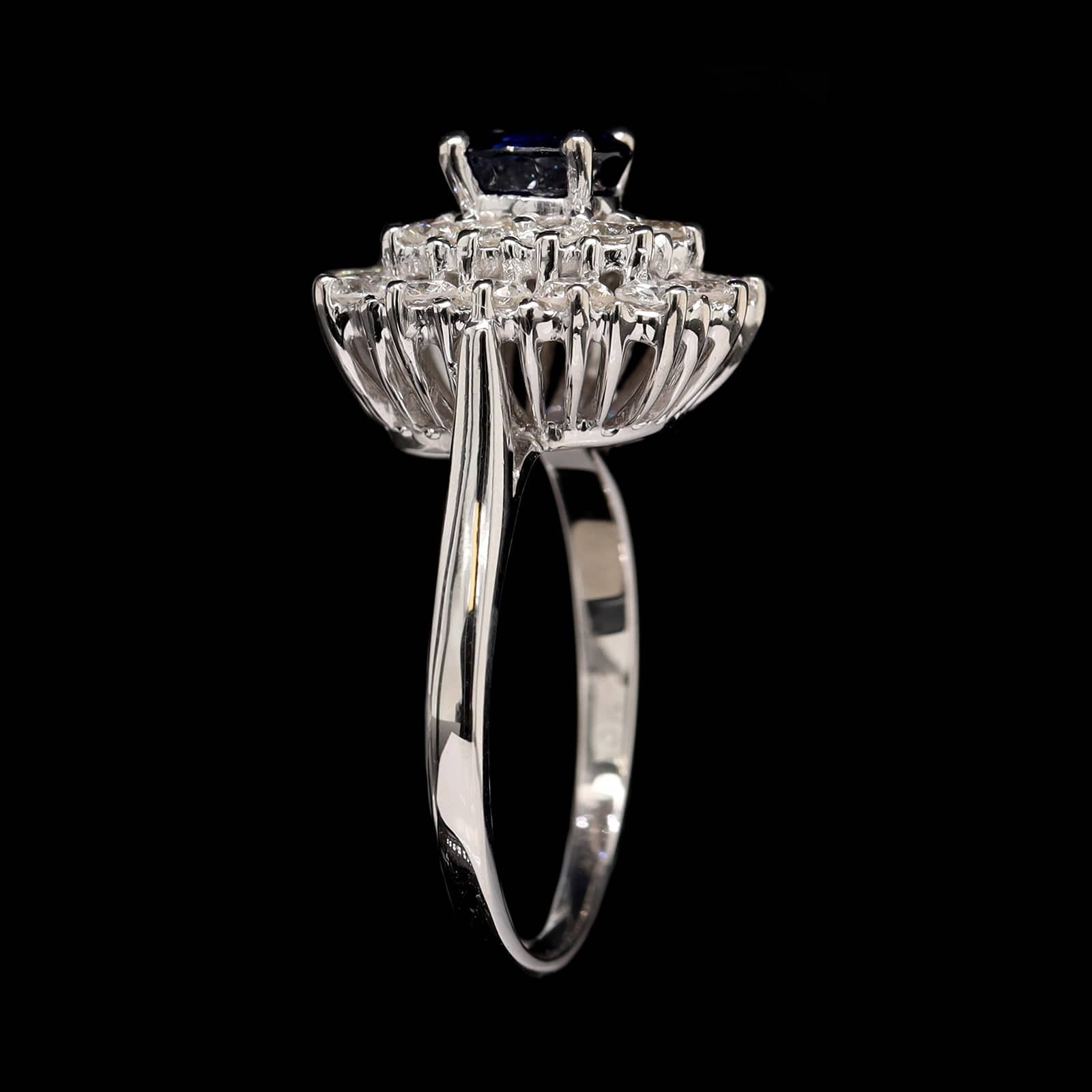 18K White Gold Estate Sapphire and Diamond Ring - Image 2
