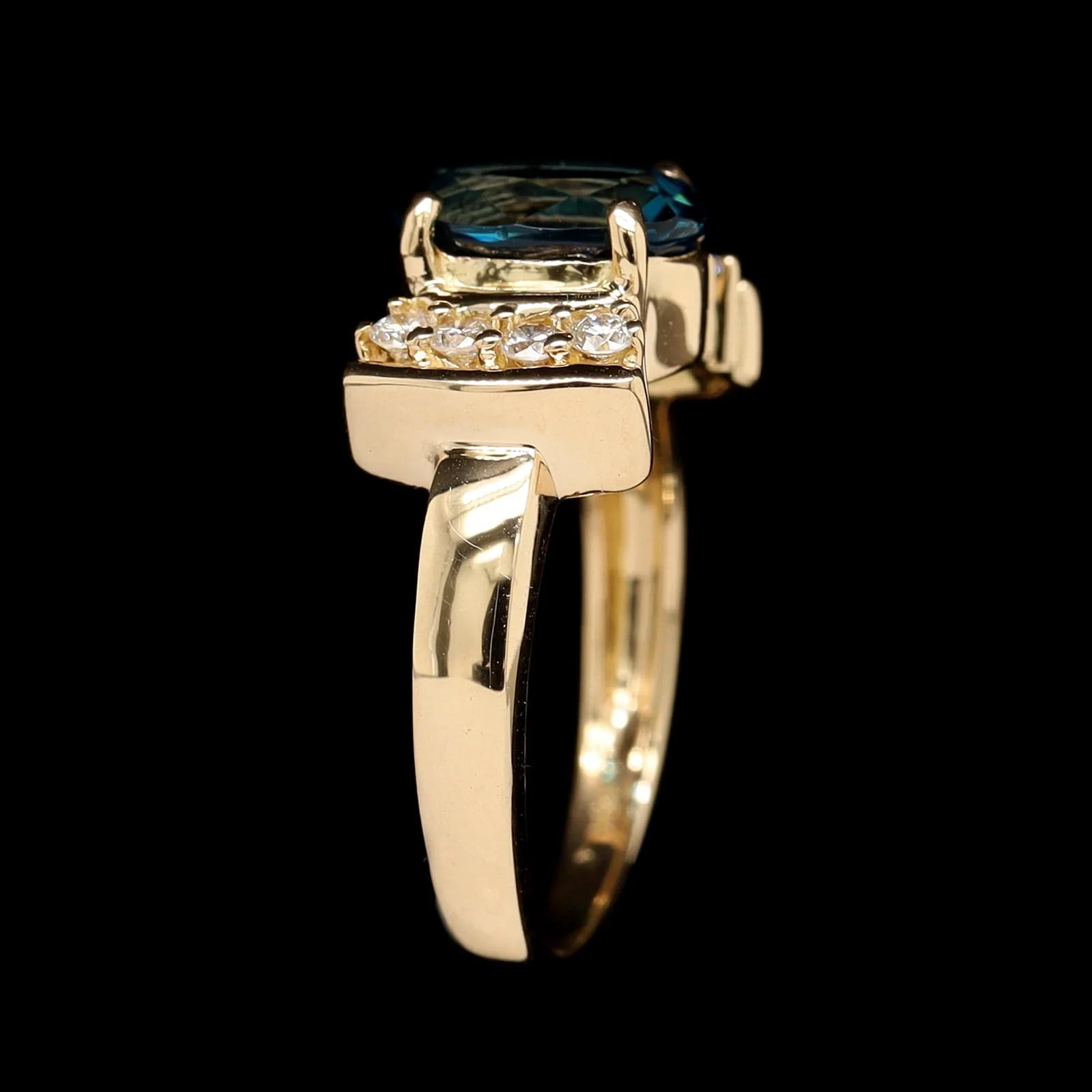 18K Yellow Gold Estate Blue Topaz and Diamond Ring - Image 2