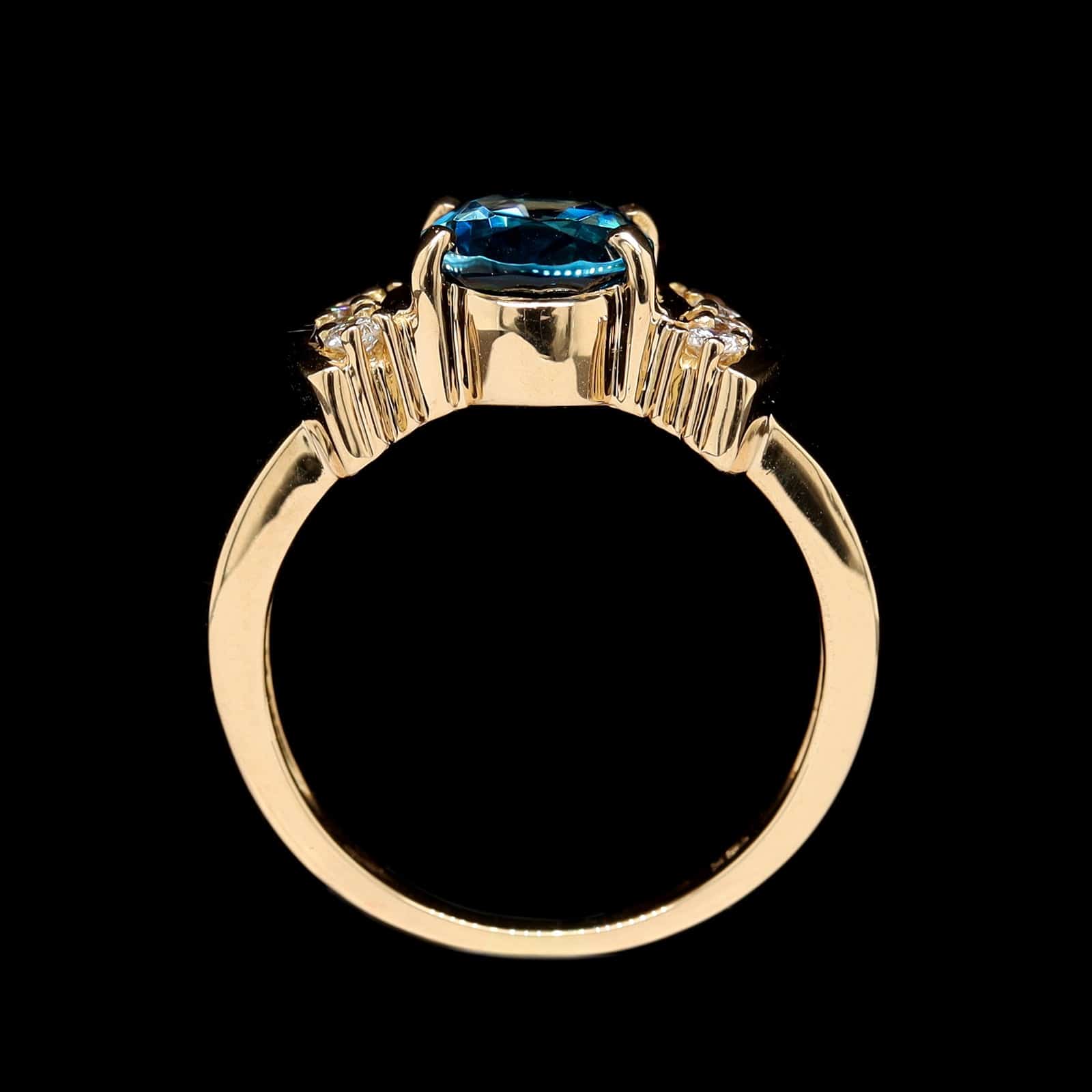18K Yellow Gold Estate Blue Topaz and Diamond Ring - Image 3