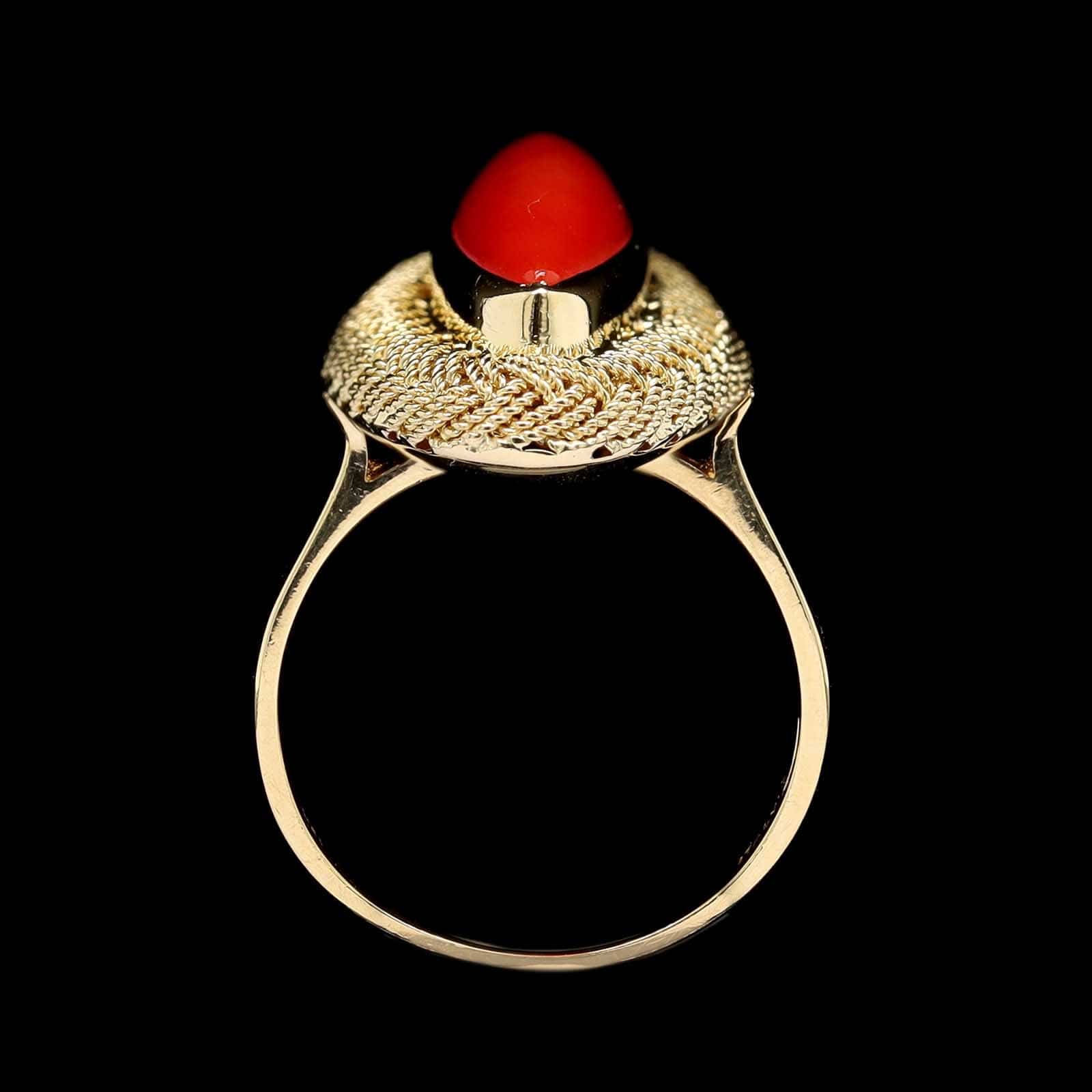 18K Yellow Gold Estate Coral Ring - Image 3