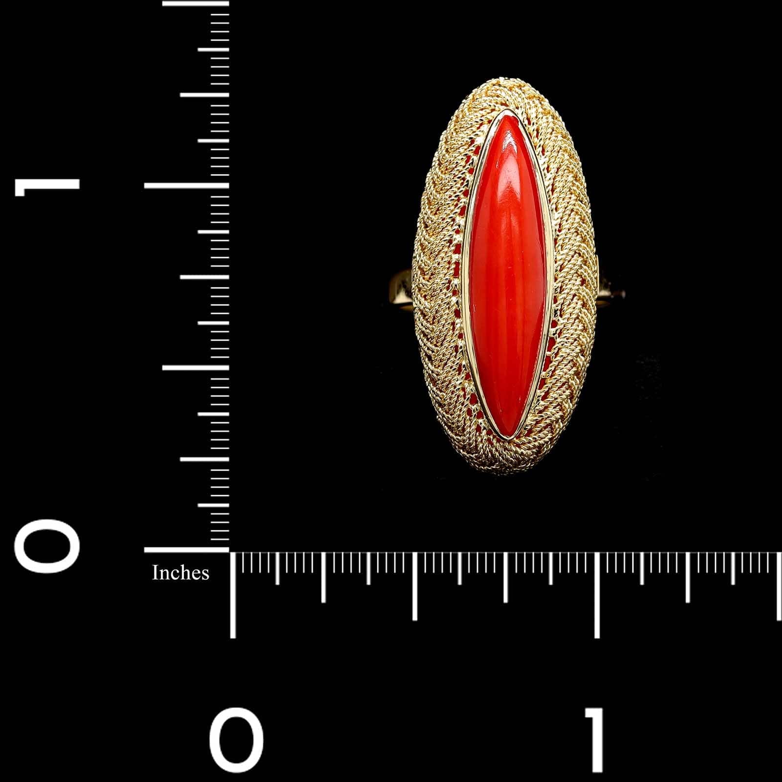 18K Yellow Gold Estate Coral Ring - Image 4