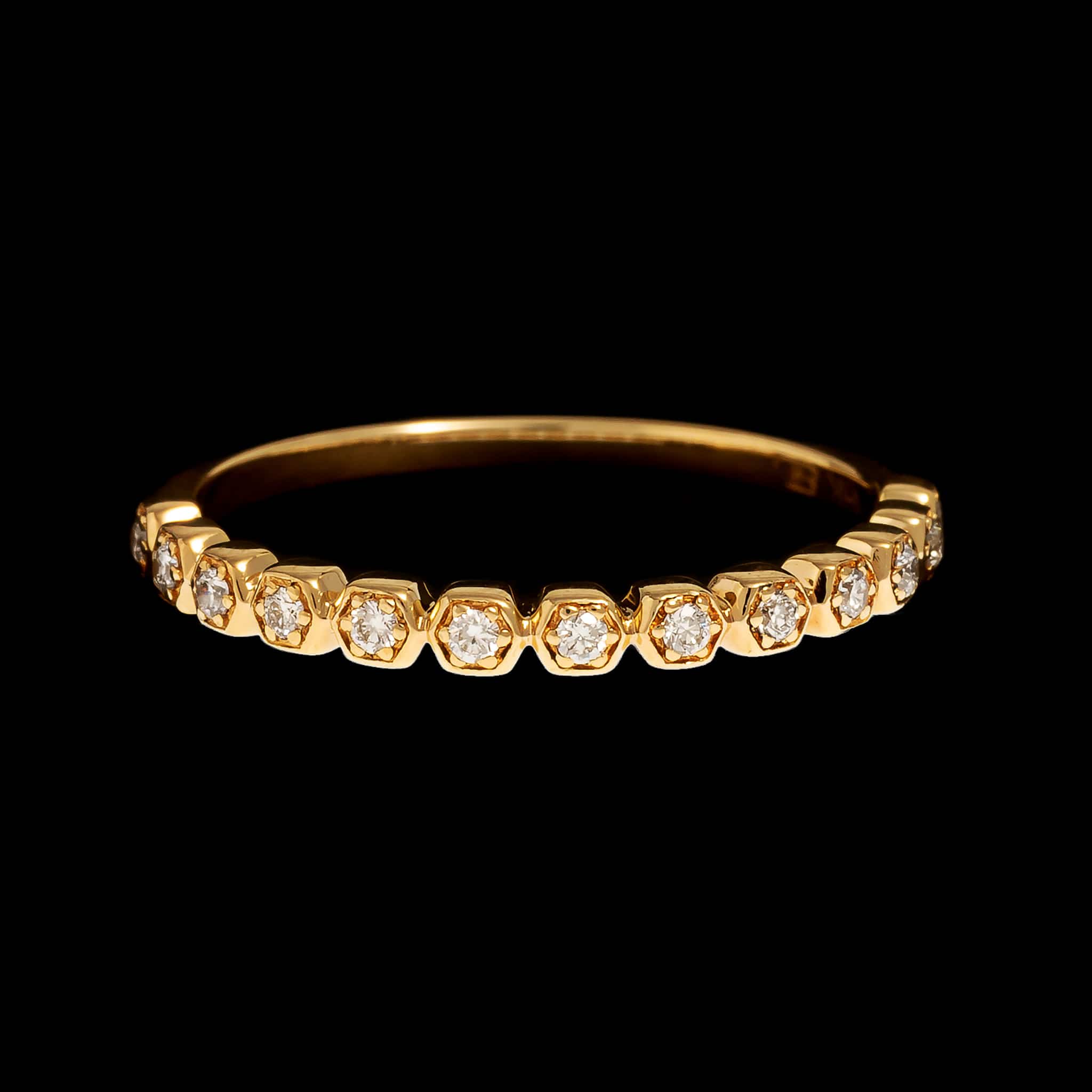 18K Yellow Gold Estate Diamond Band