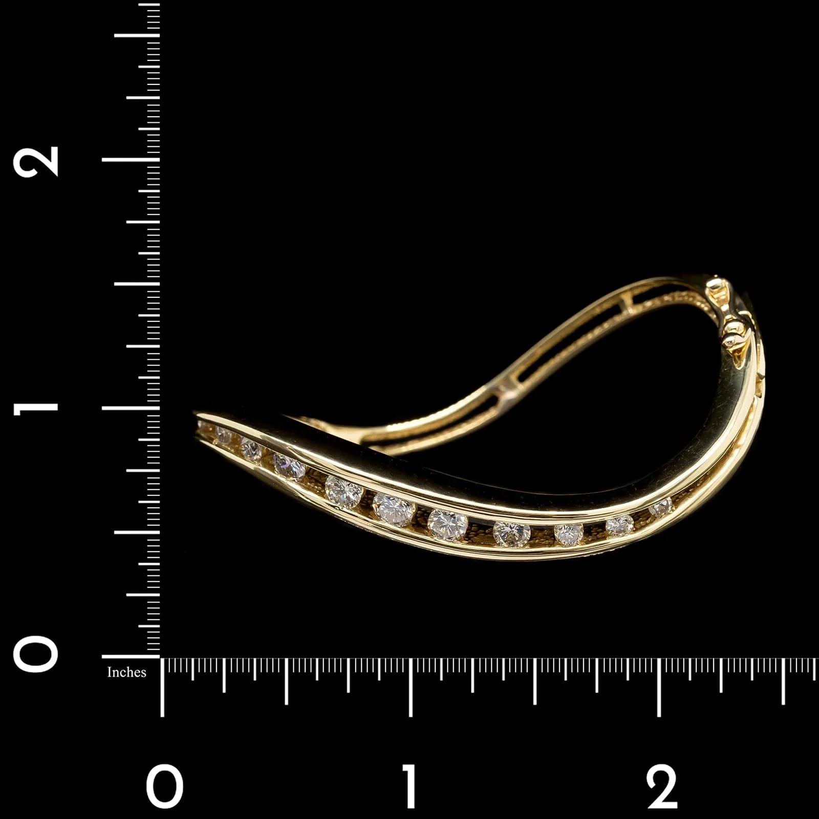 18K Yellow Gold Estate Diamond Bangle - Image 3
