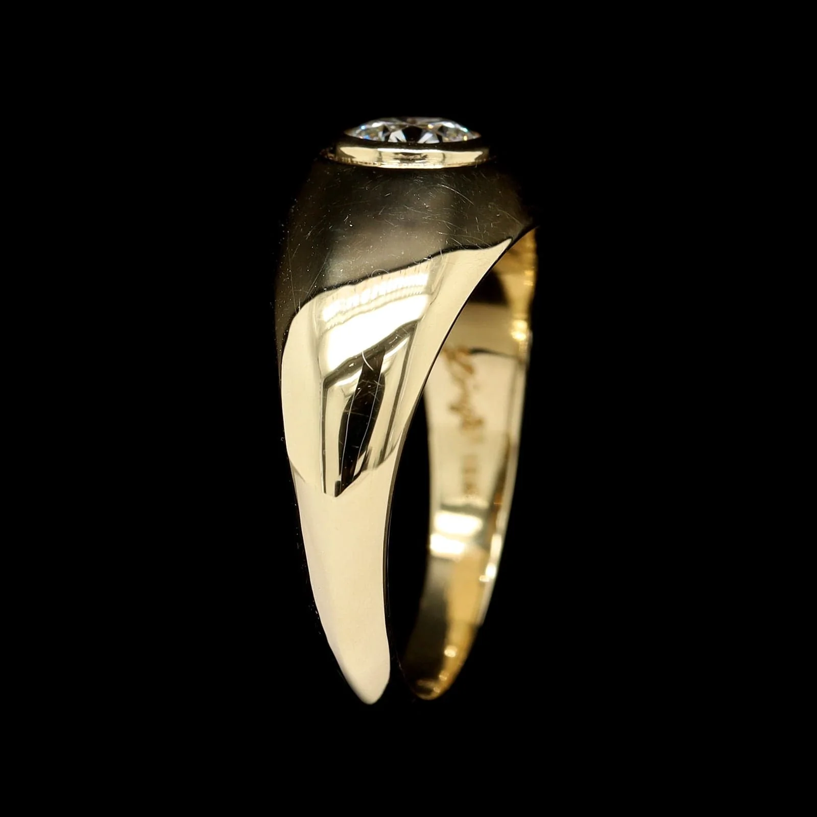 18K Yellow Gold Estate Diamond Ring - Image 2