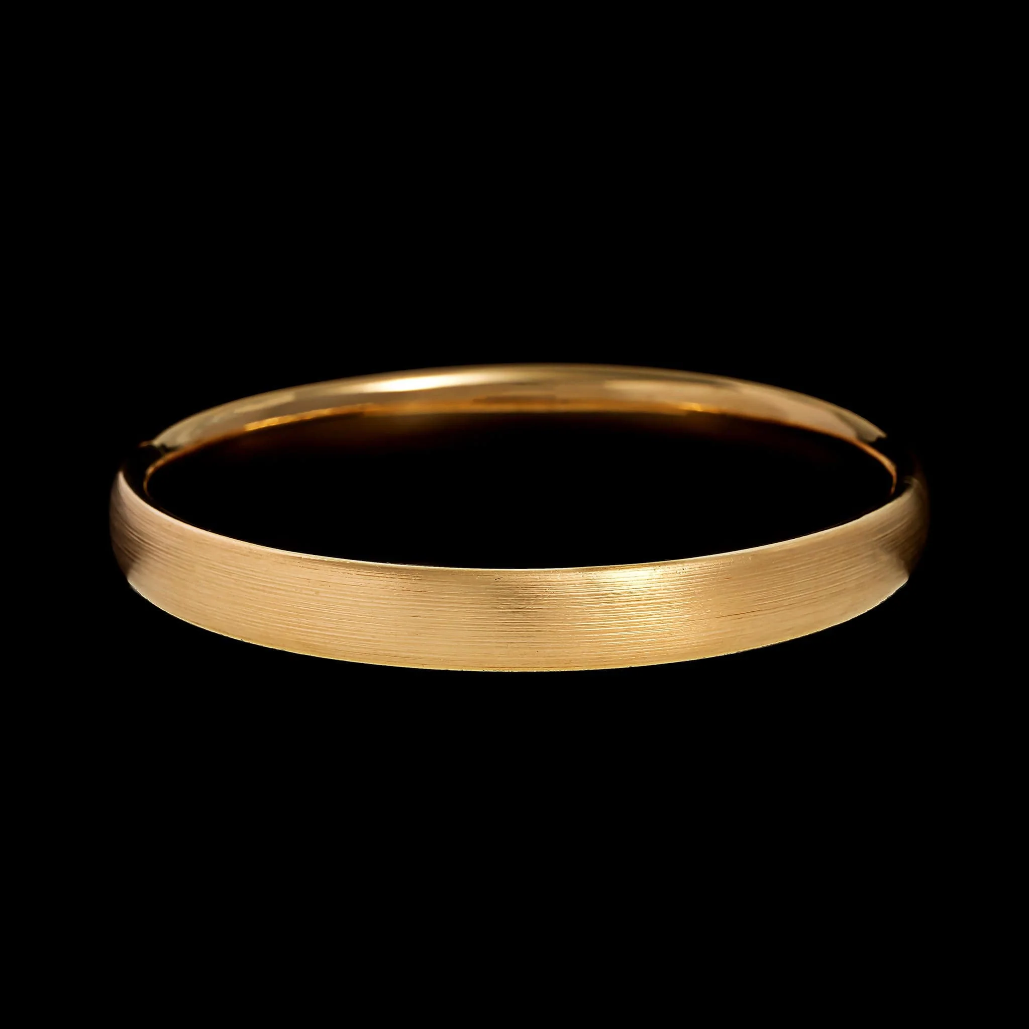 18K Yellow Gold Estate Hinged Bangle Bracelet