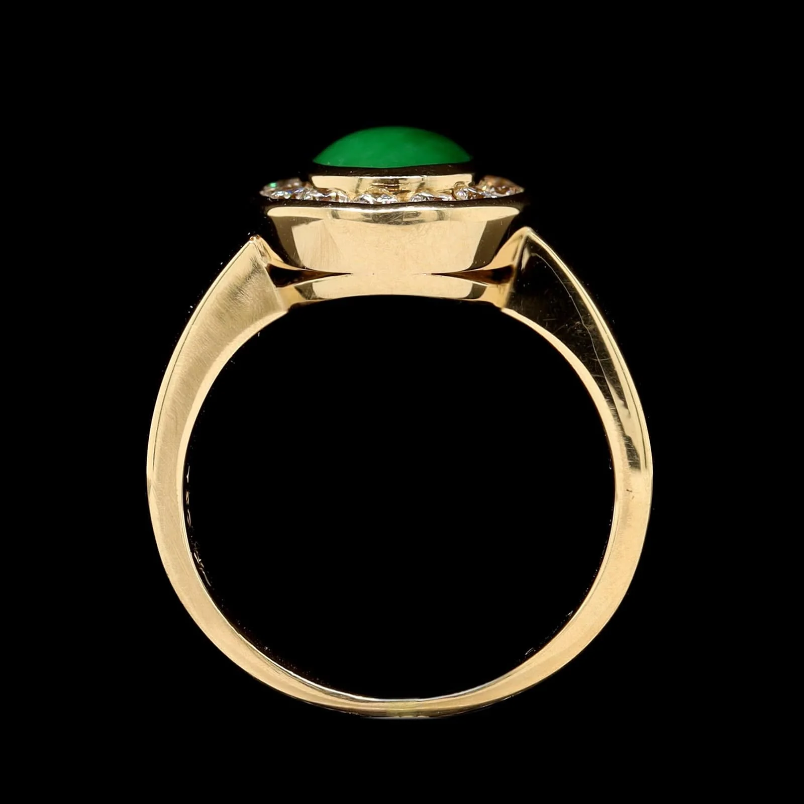 18K Yellow Gold Estate Jadeite and Diamond Ring - Image 3