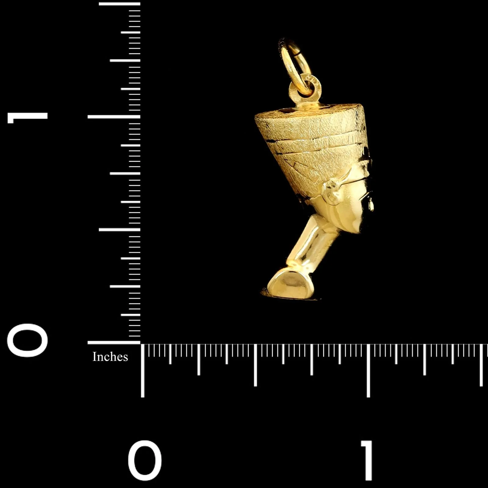18K Yellow Gold Estate Nefertiti Charm - Image 3