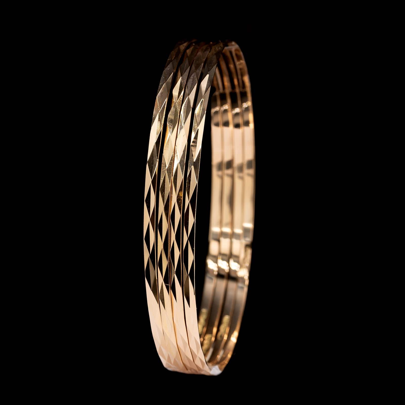 18K Yellow Gold Estate Set of Four Bangle Bracelets - Image 3