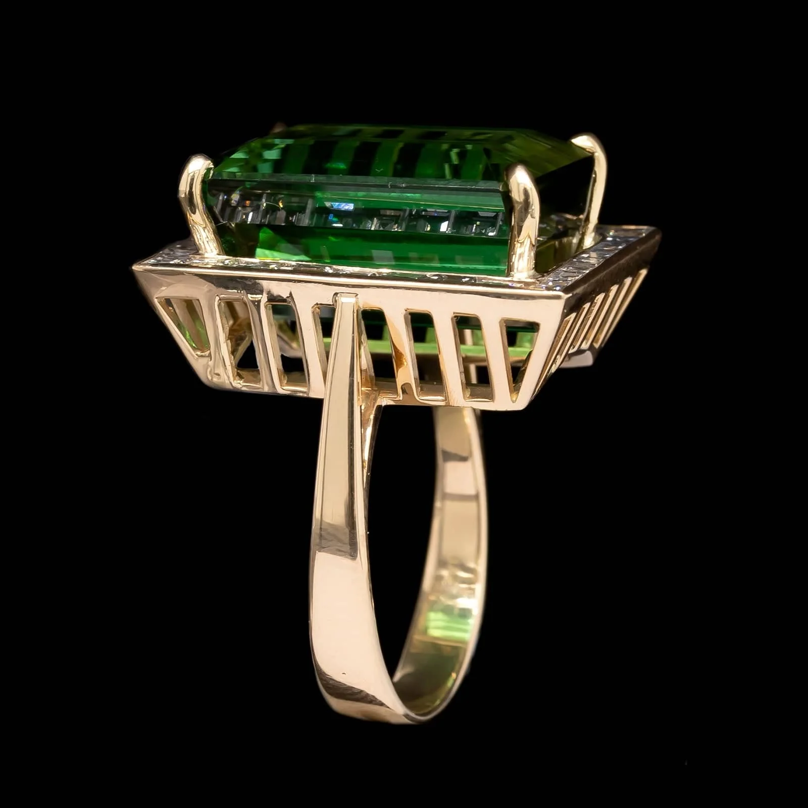 18K Yellow Gold Estate Tourmaline Diamond Ring - Image 2