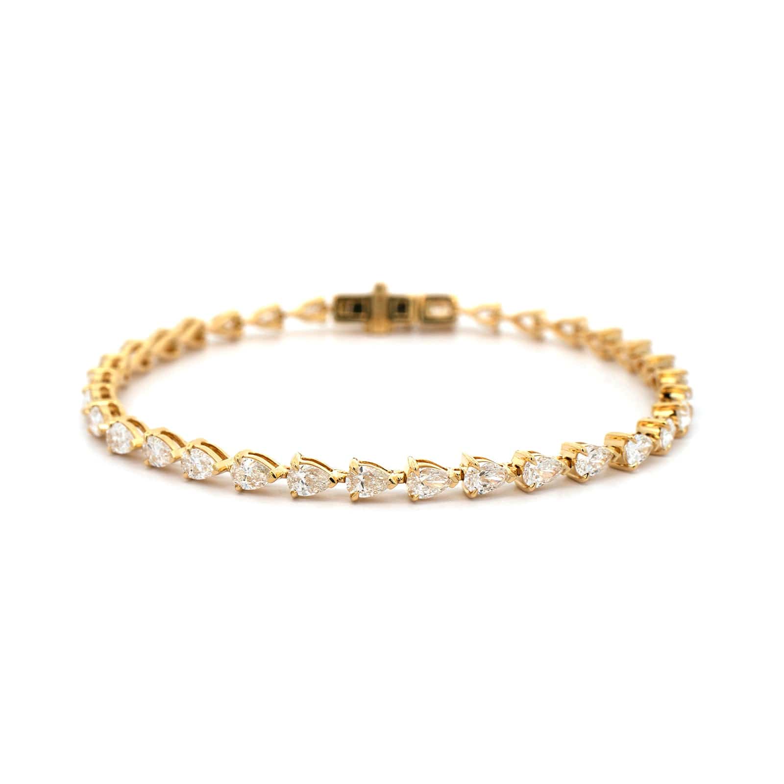 18K Yellow Gold Pear Shaped Diamond Tennis Bracelet - Image 4