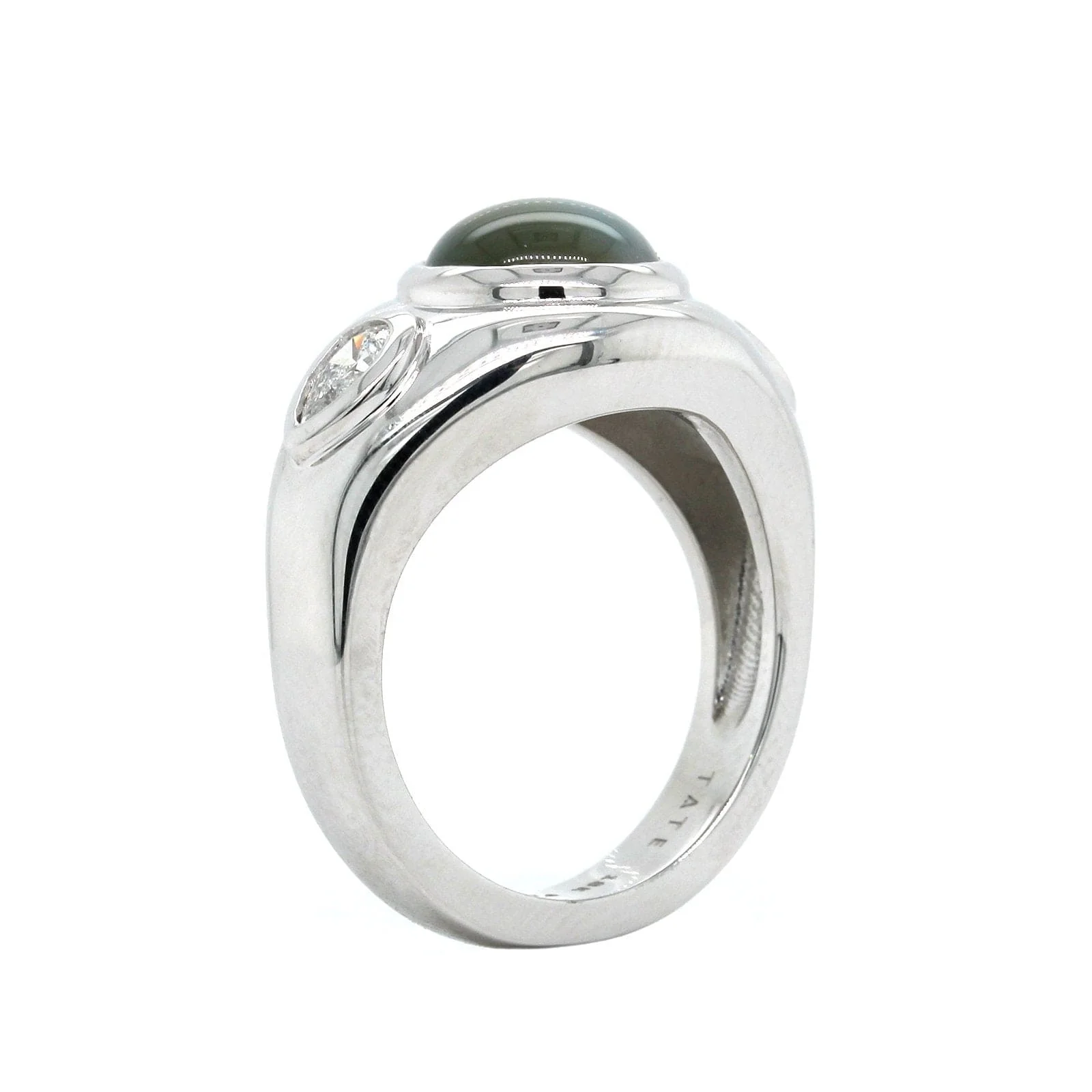 18K White Gold Alexandrite Catseye and Diamond Ring - Image 2