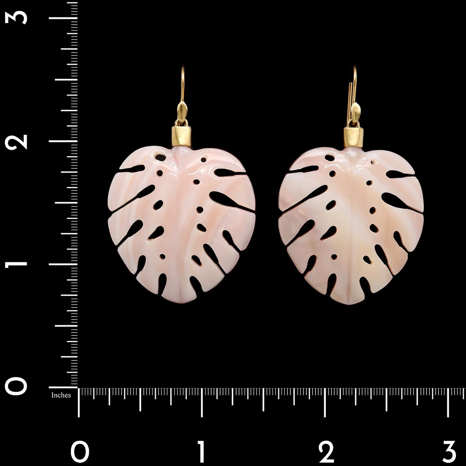 Annette Ferdinandsen 18K Yellow Gold Estate Pink Mother of Pearl Palm Leaf Earrings - Image 2