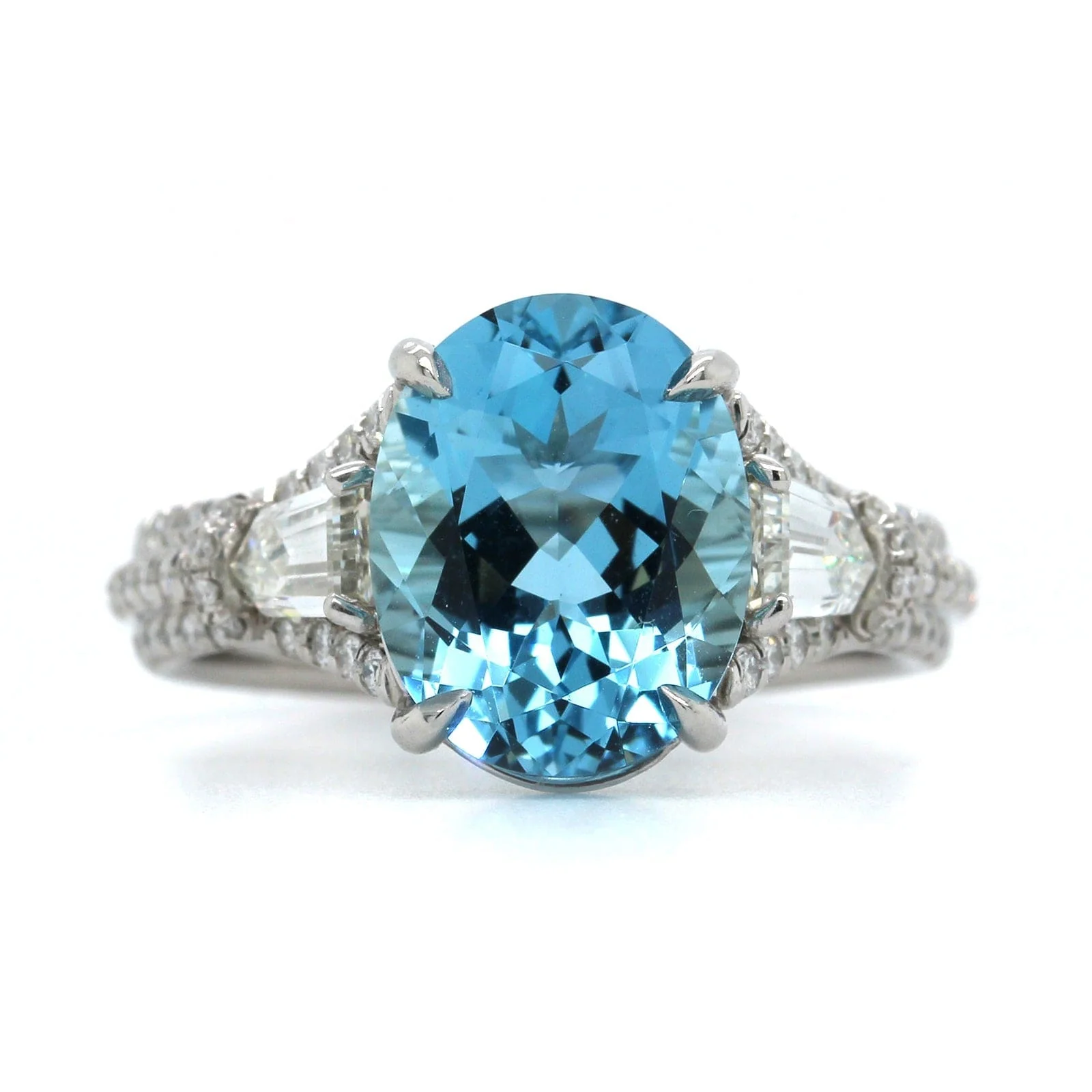 Platinum Oval Aquamarine and Diamond Ring - Image 4