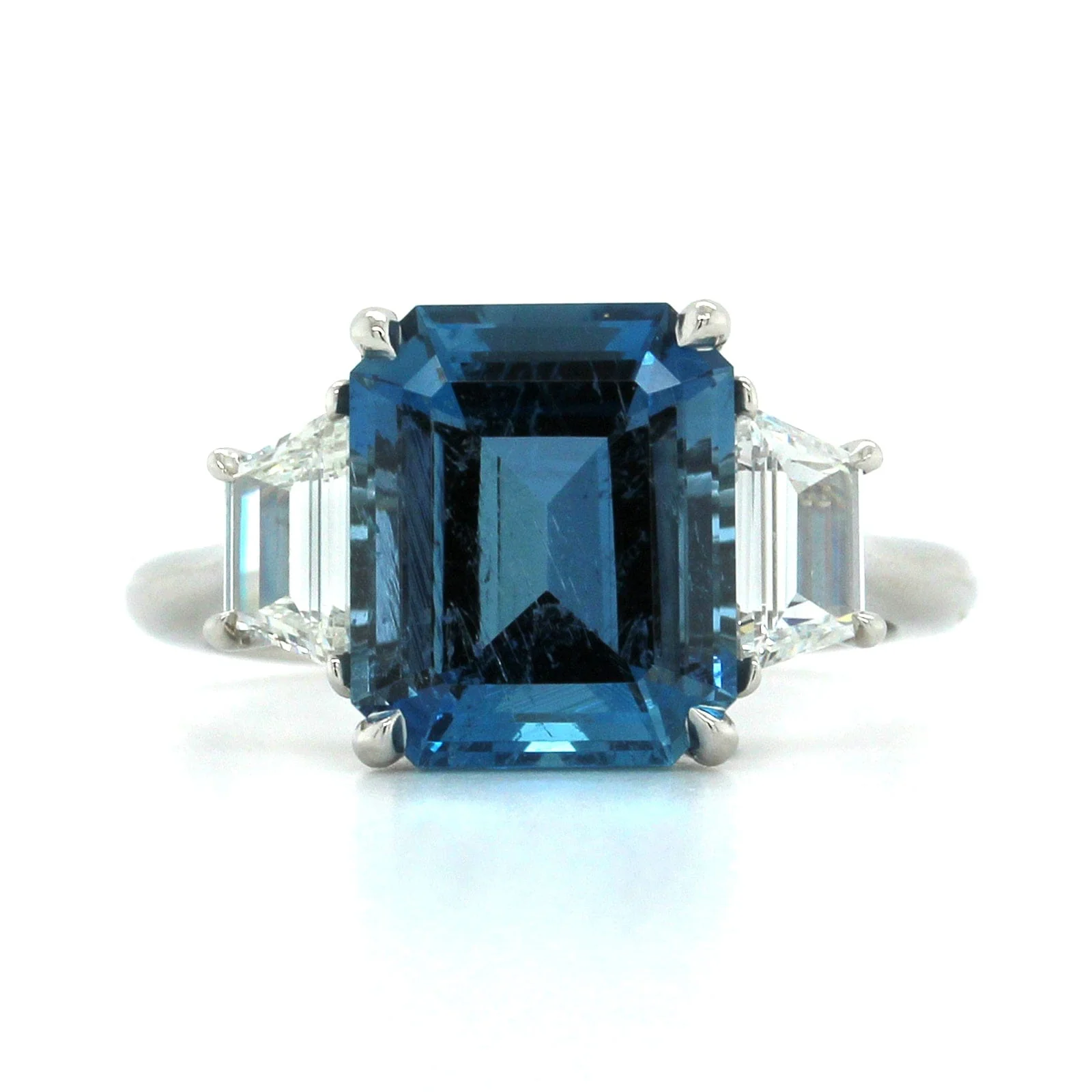Platinum 3 Stone Aquamarine Diamond Ring - Image 5