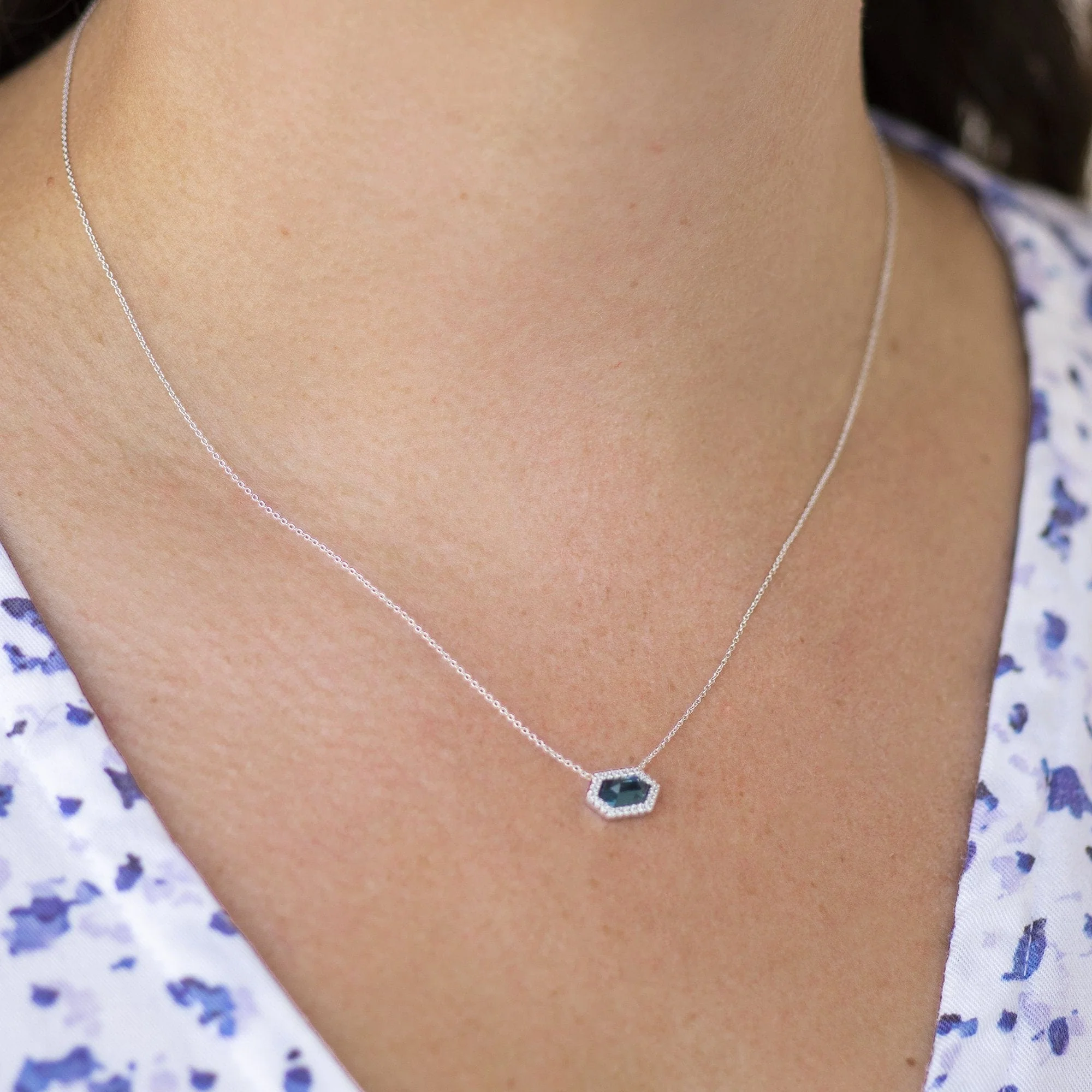 14K White Gold Blue Topaz Diamond Necklace - Image 2
