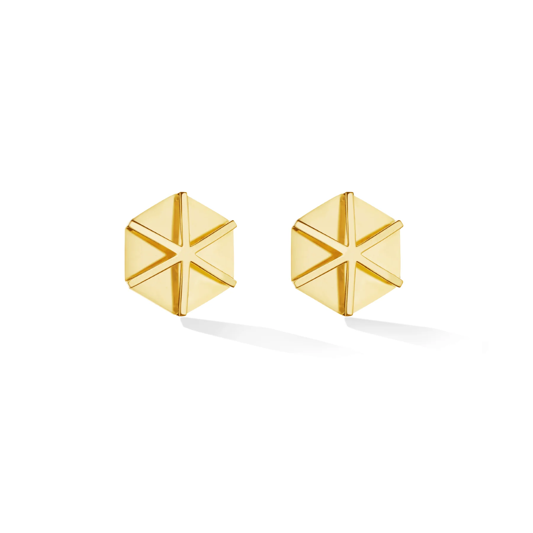 CADAR 18K Yellow Gold B Home Polished Stud Earrings