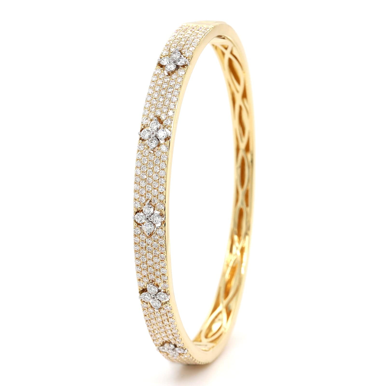 18K Yellow Gold Pave Diamond Clover Station Bangle Bracelet - Image 2