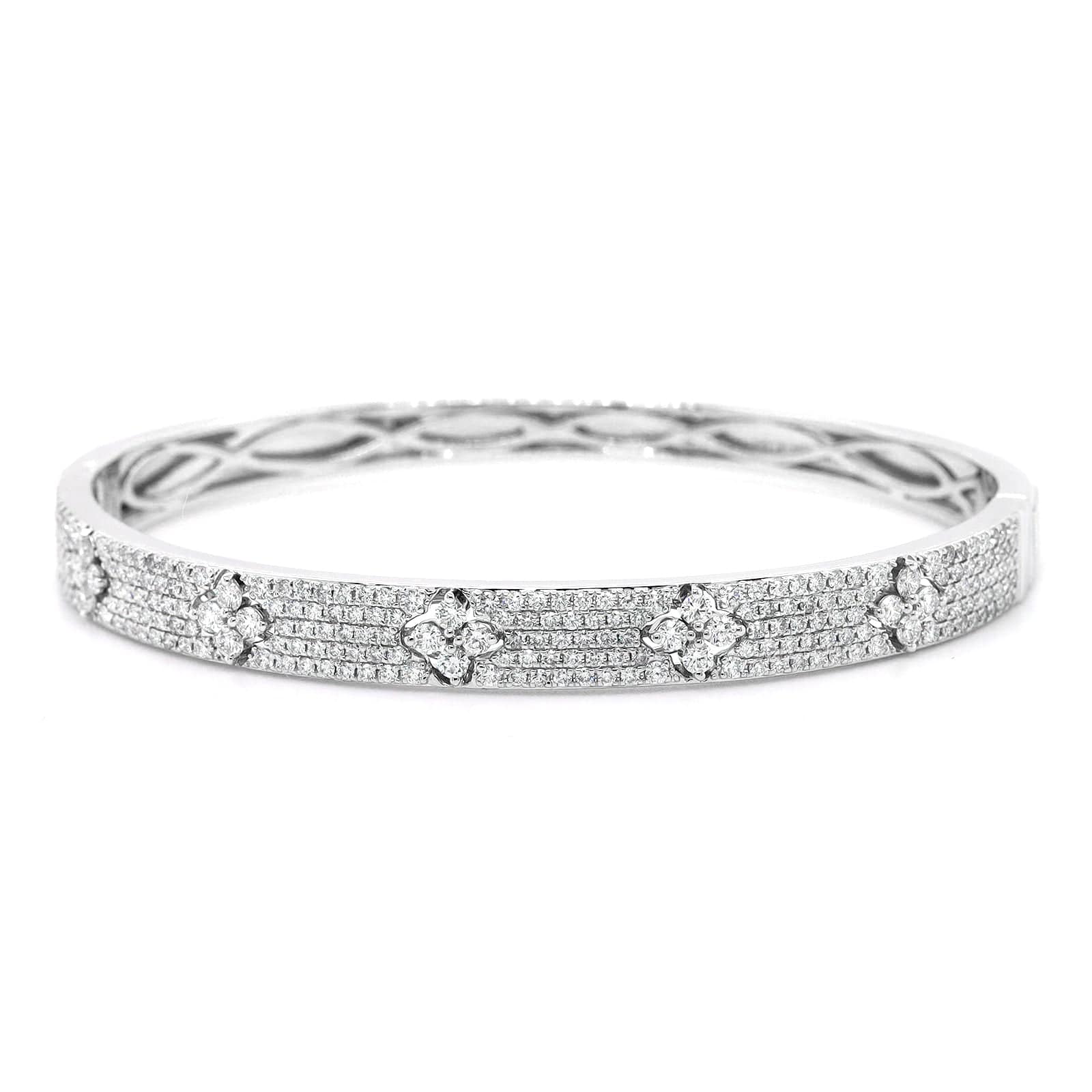 18K White Gold Pave Diamond Bangle Bracelet - Image 4