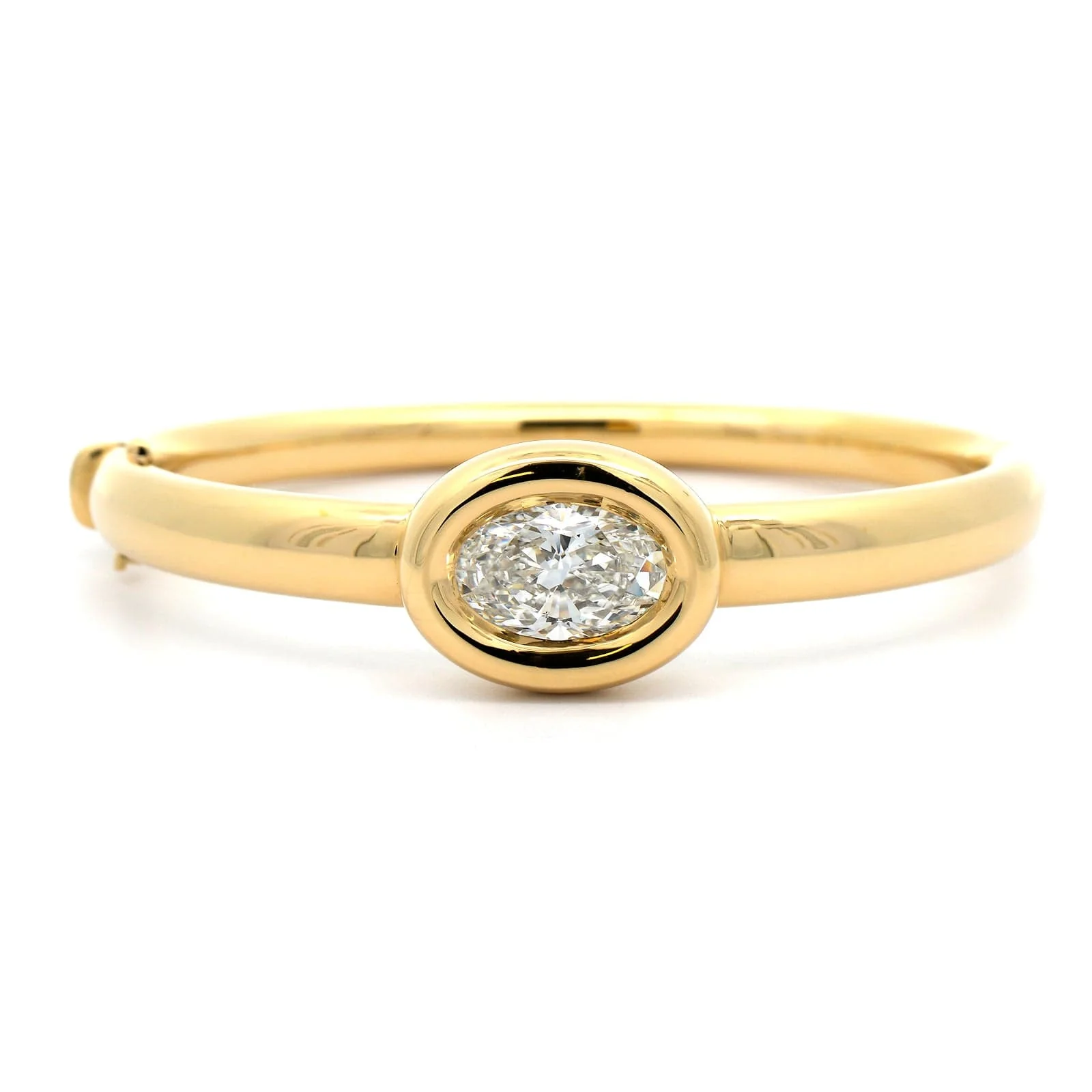 18K Yellow Gold Oval Shaped Diamond Bangle Bracelet - Image 4
