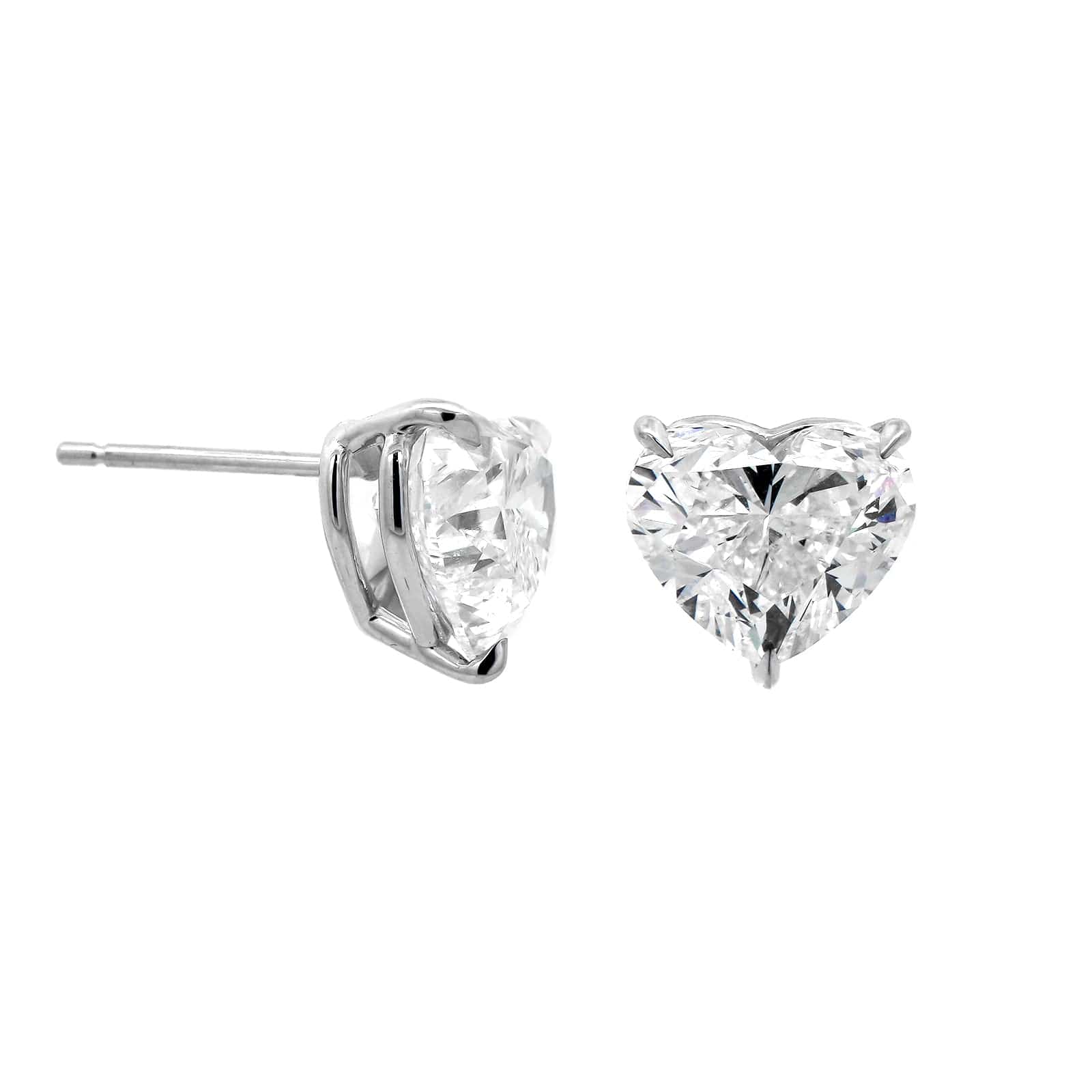 18K White Gold Heart Shaped Diamond Stud Earrings - Image 3