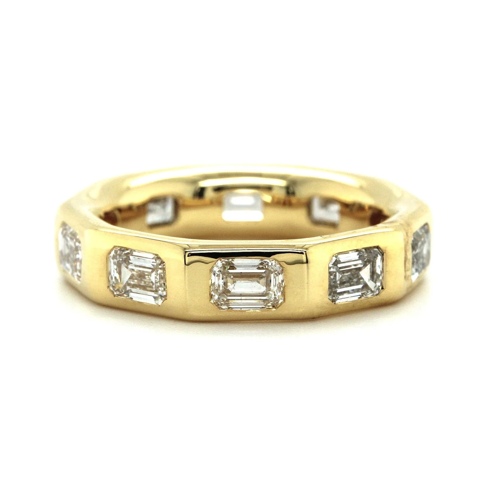 18K Yellow Gold Burnish Set Emerald Diamond Band - Image 4