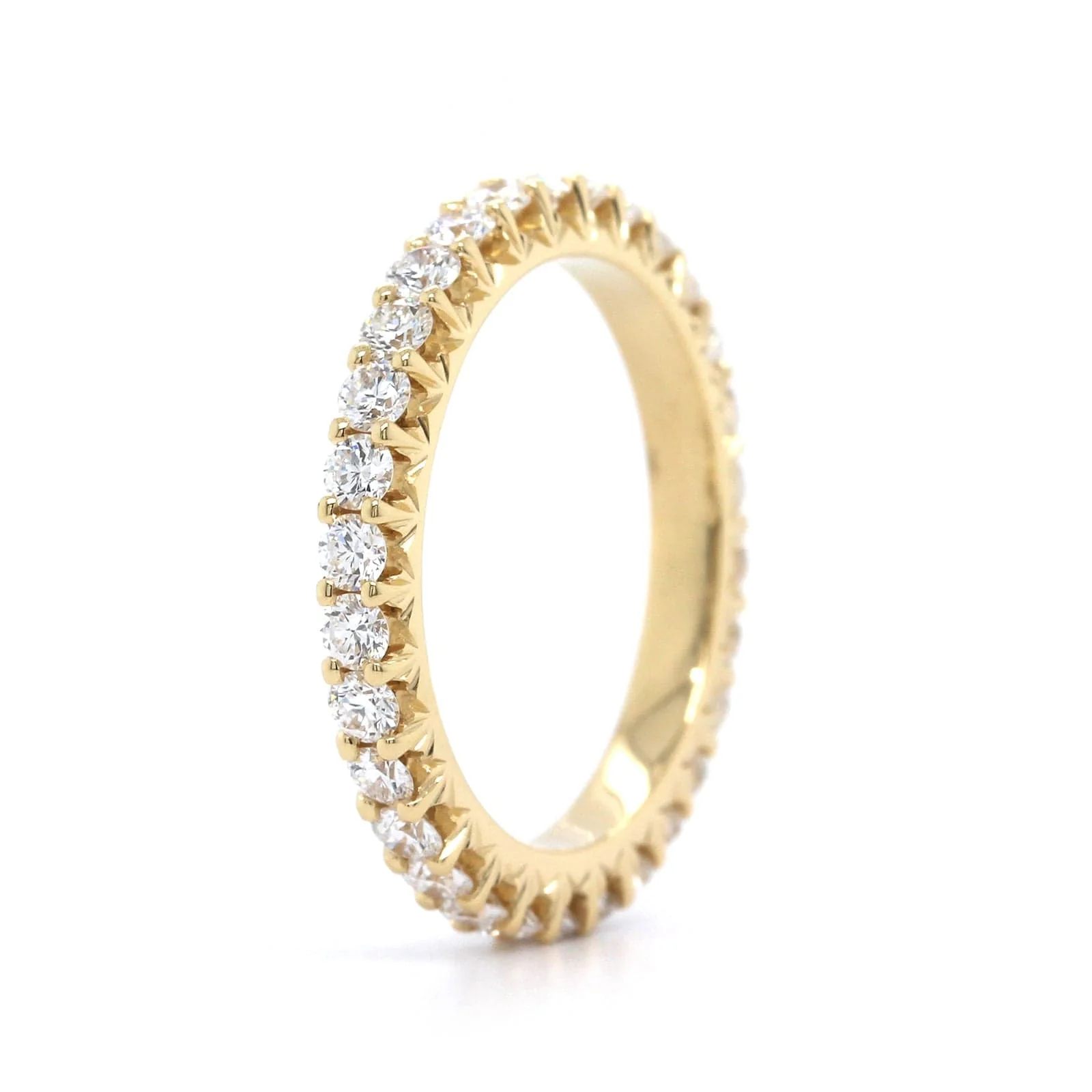 18K Yellow Gold Shared Prong Diamond Eternity Band - Image 3