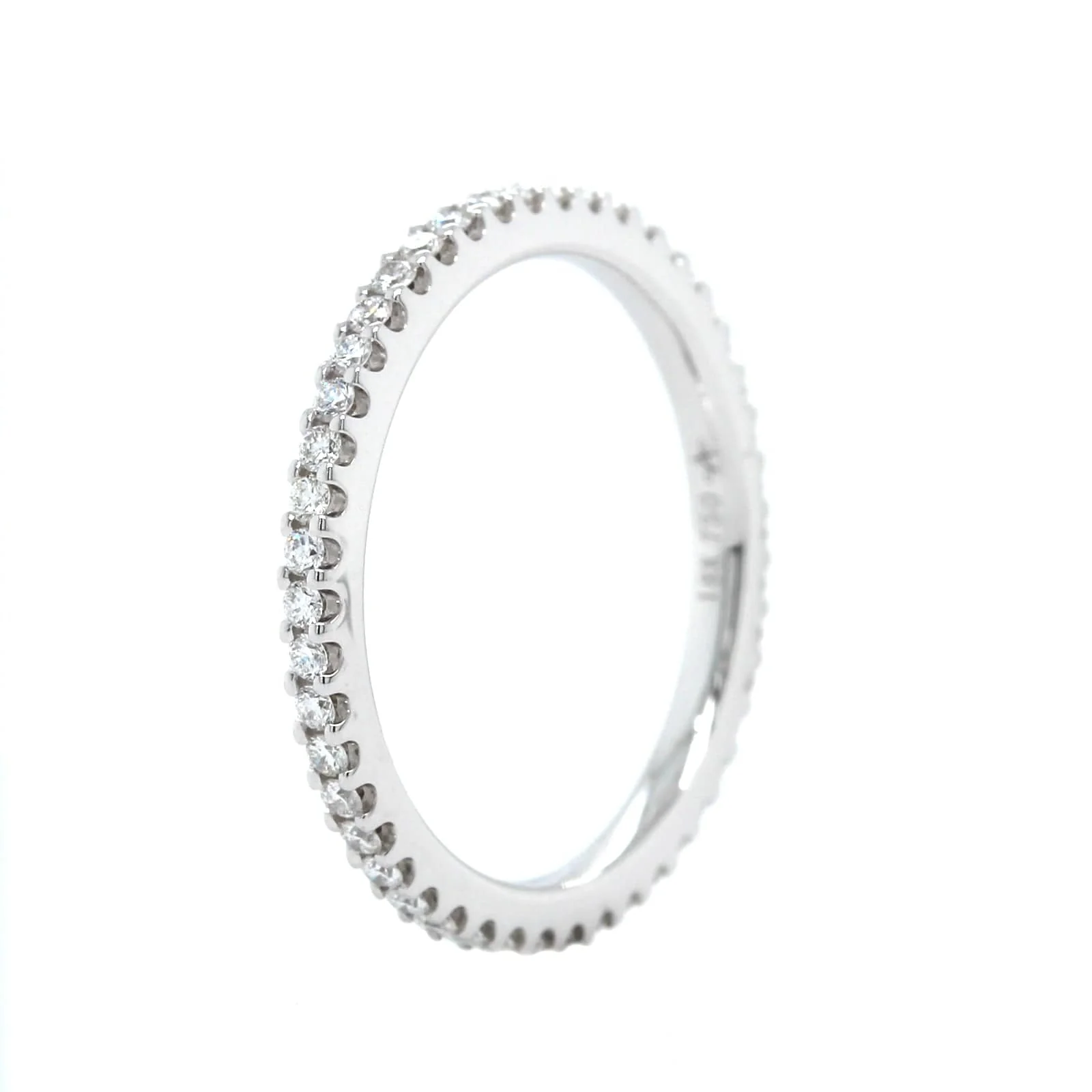 18K White Gold Shared Prong Eternity Diamond Band - Image 2