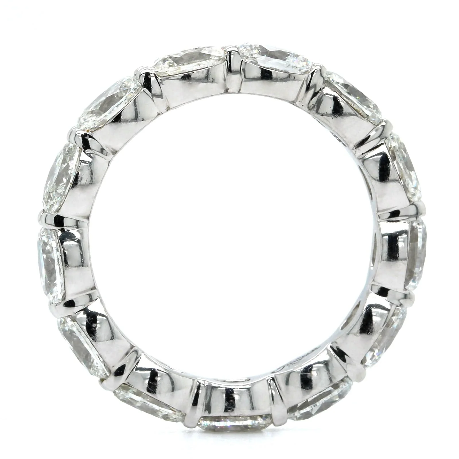 Platinum Shared Prong Oval Cut Diamond Eternity Band - Image 4