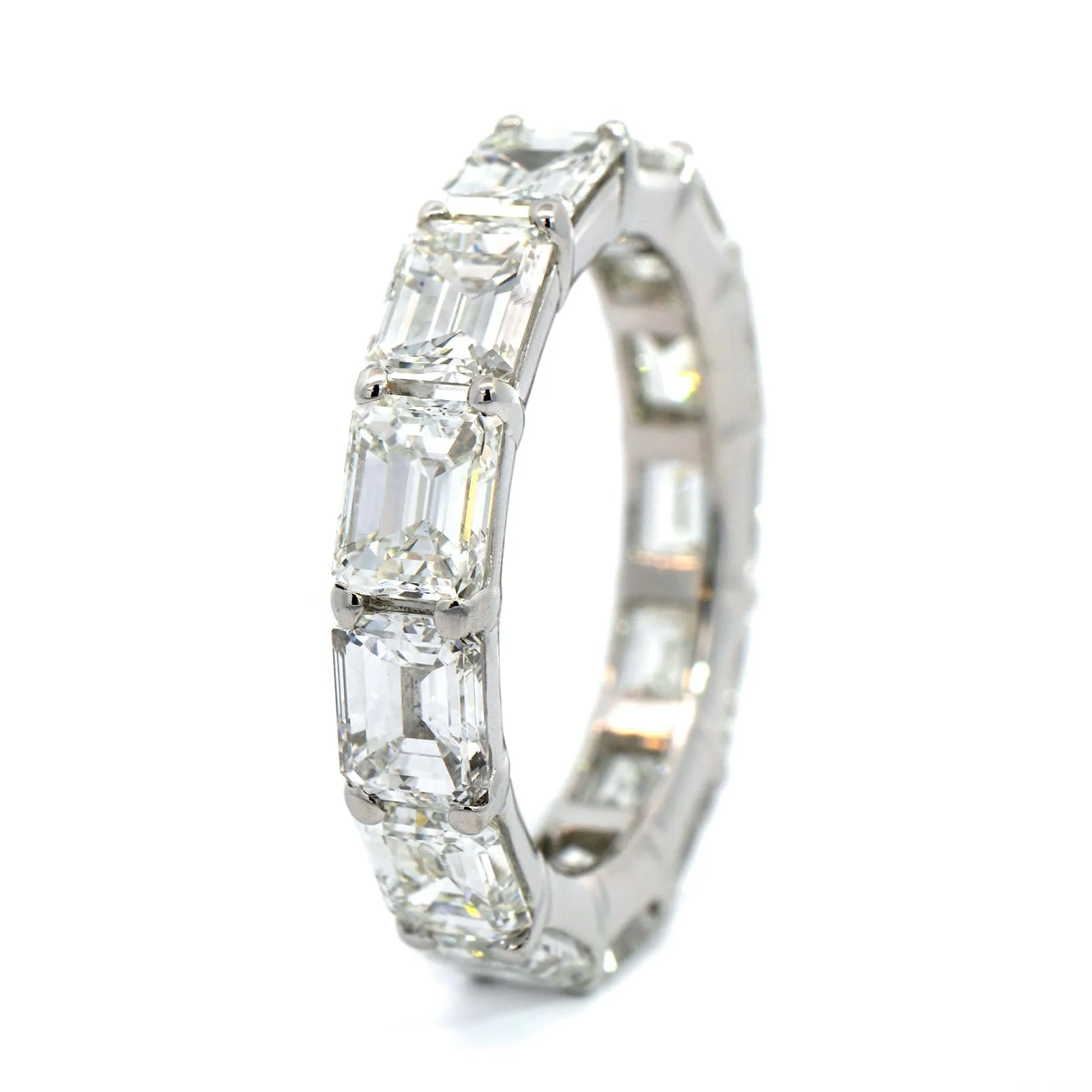 Platinum Shared Prong Emerald Cut Diamond Eternity Band - Image 2