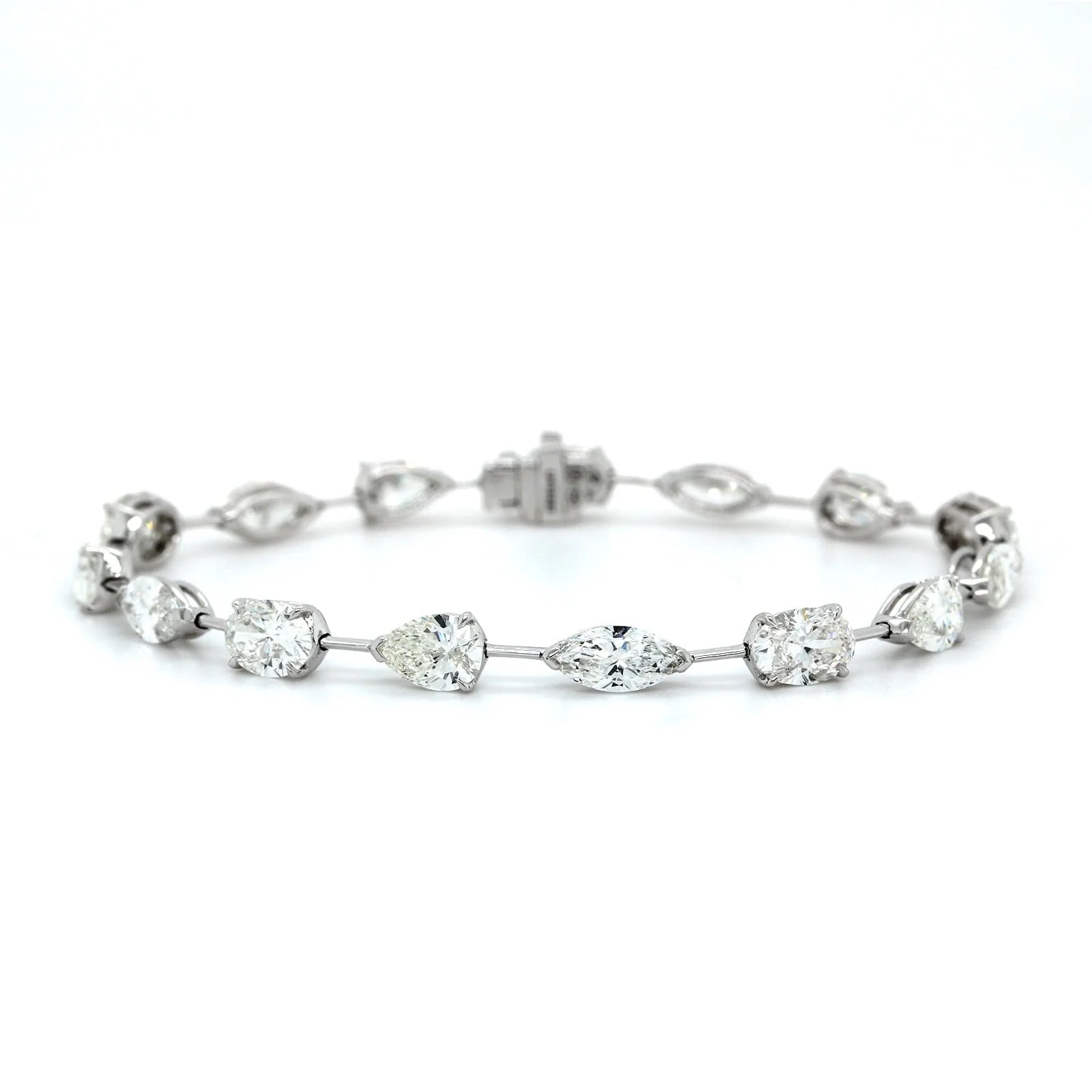 Etho Maria 18K White Gold Multi Shape Diamond Bracelet - Image 5
