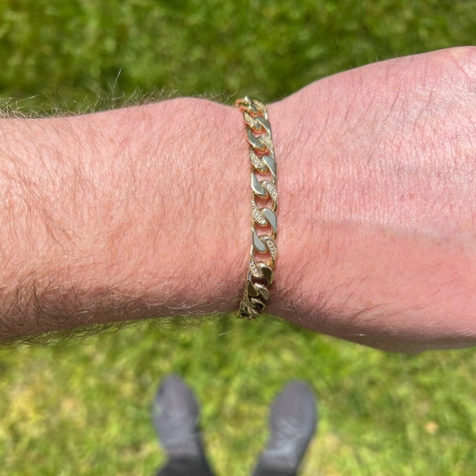 14K Yellow Gold Pave Diamond Curb Link Bracelet - Image 2