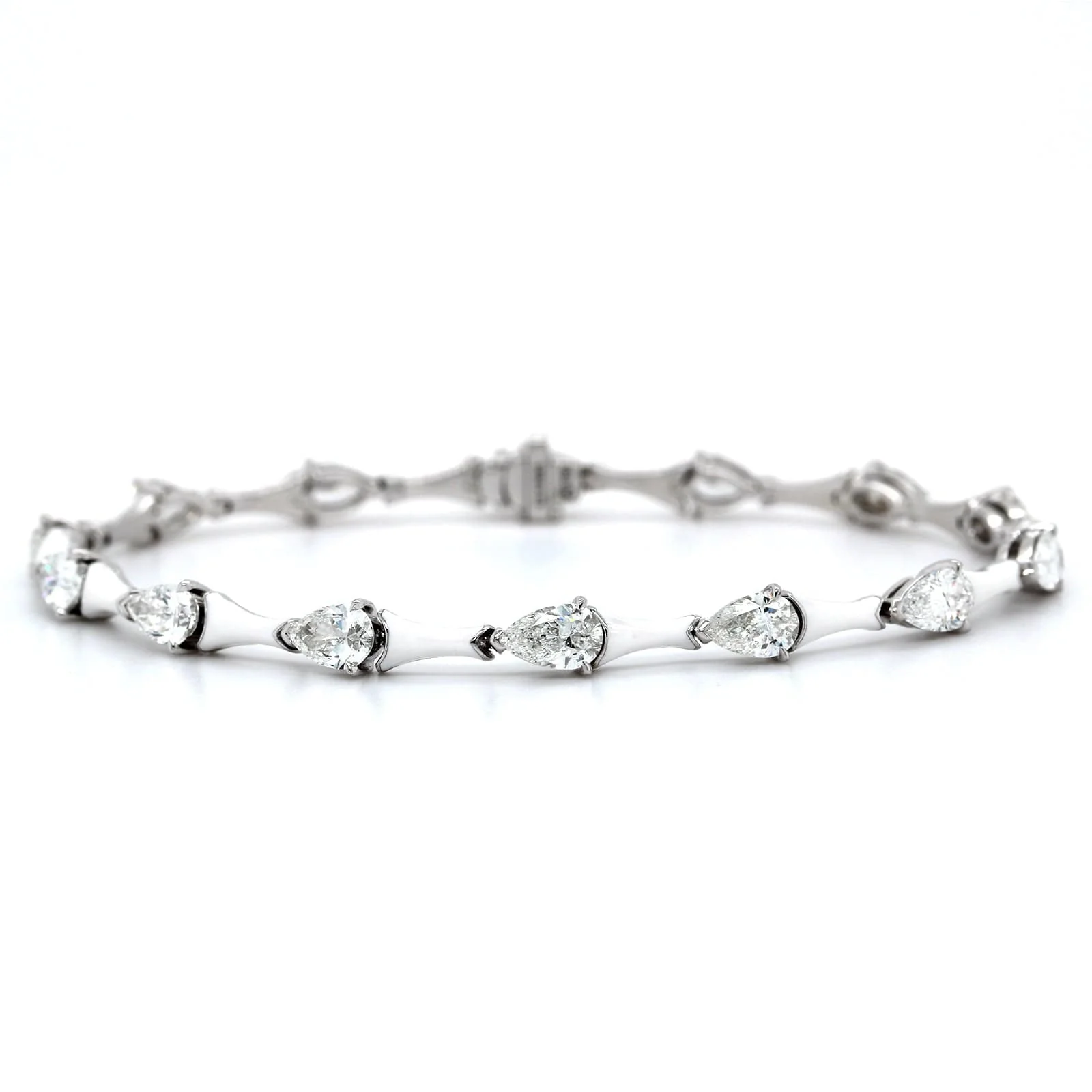 Etho Maria 18K White Gold Pear Shape Diamond White Ceramic Bracelet - Image 4