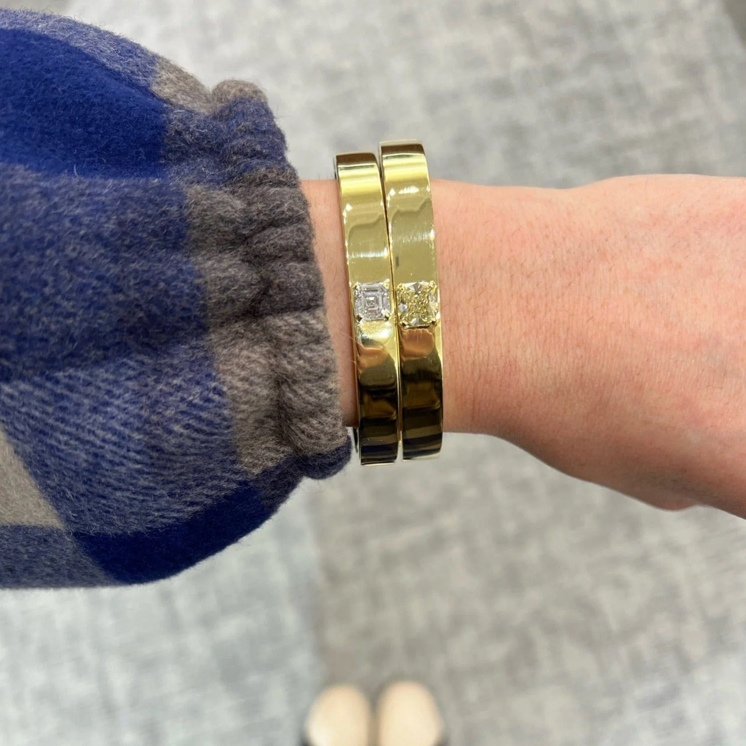 18K Yellow Gold Square Emerald Cut Diamond Bangle - Image 2