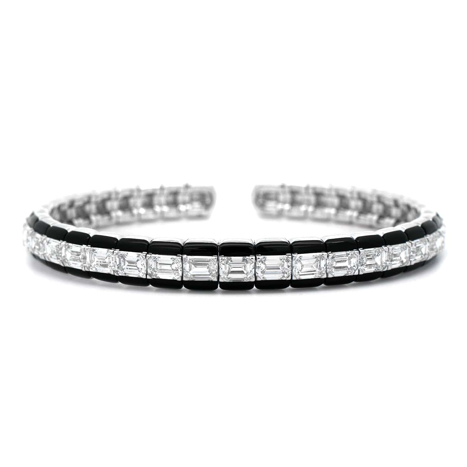 Etho Maria 18K White Gold Diamond and Black Ceramic Cuff Bracelet - Image 4